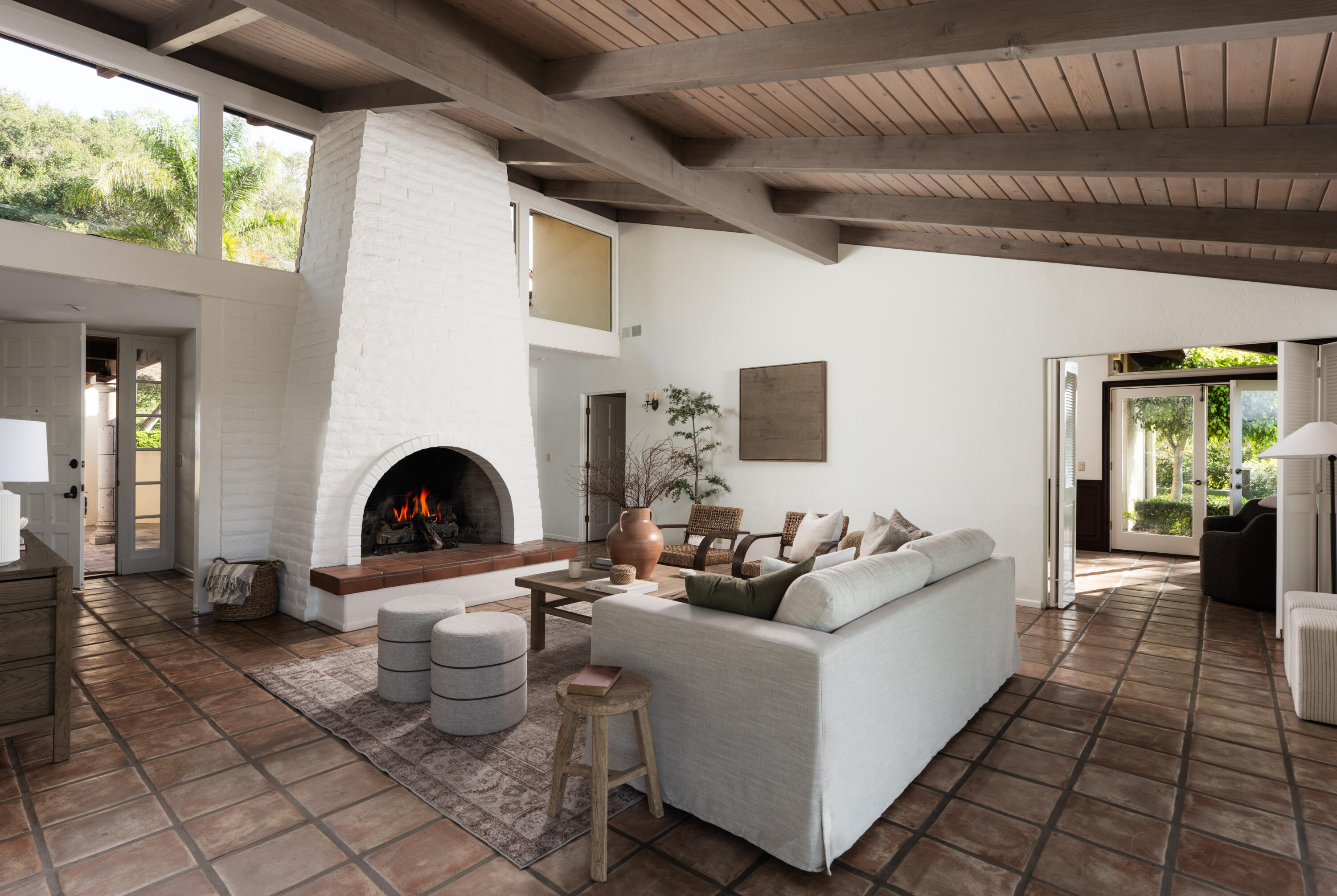 4585 Vieja Drive