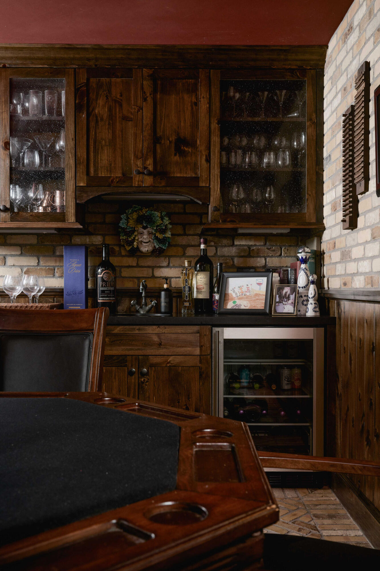 1650 E Valley Road