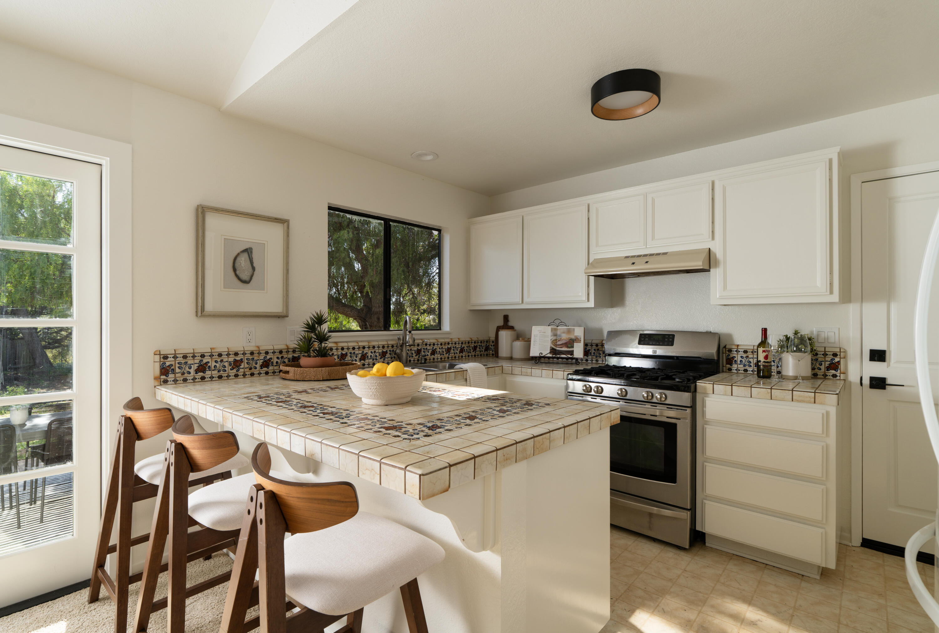 4488 La Paloma Avenue