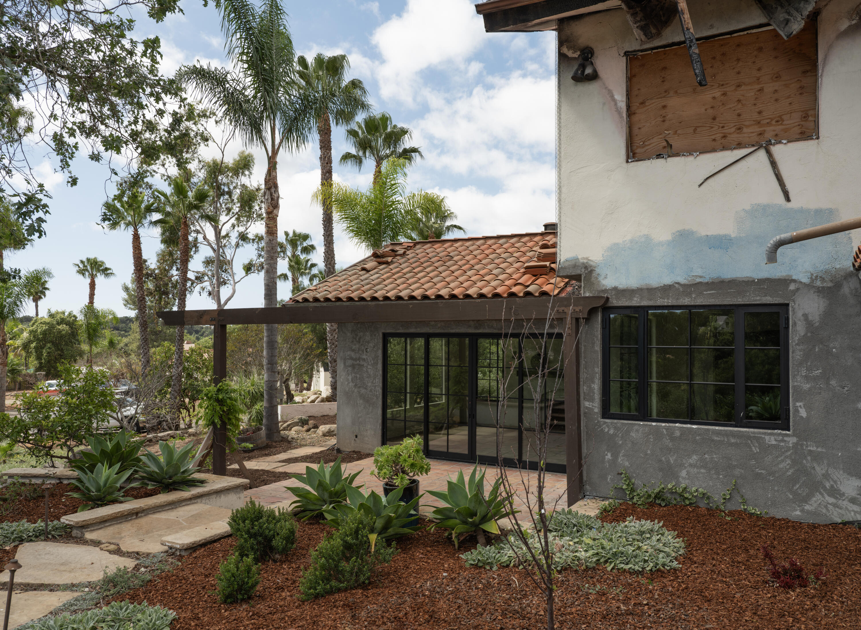 4488 La Paloma Avenue