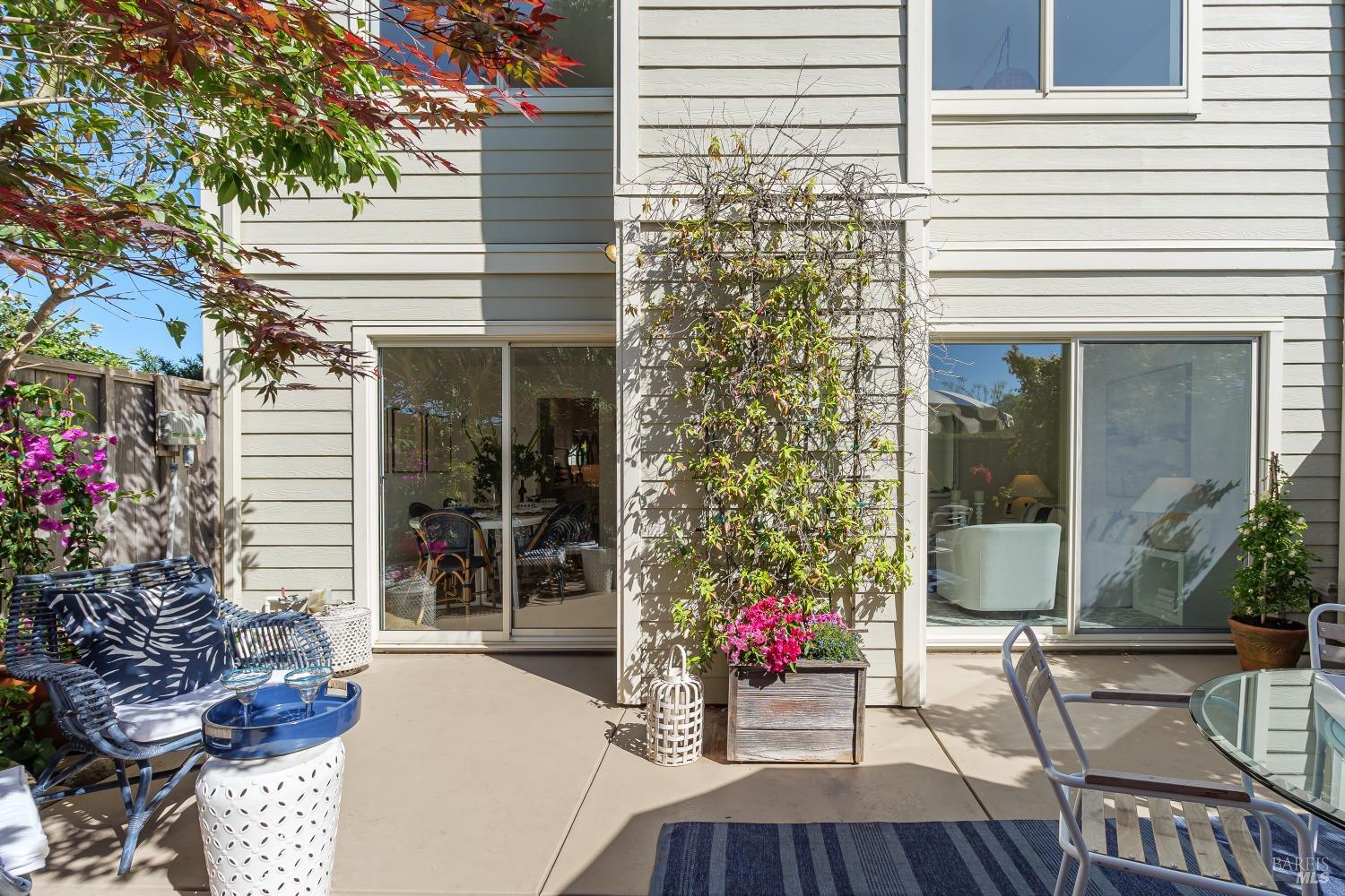 157 Mariner Green Ct