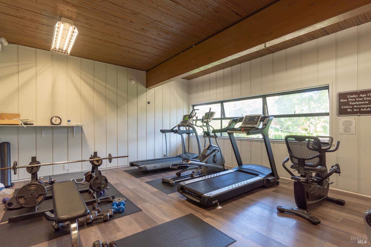 157 Mariner Green Ct