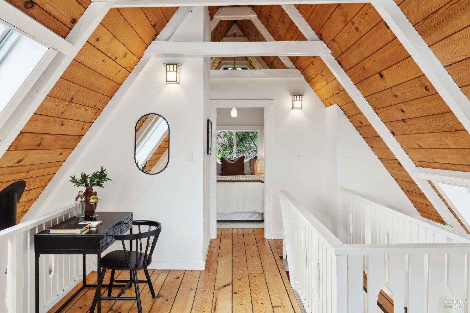 925 W California Ave