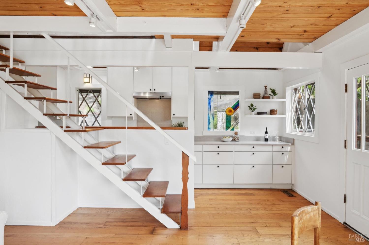 925 W California Ave