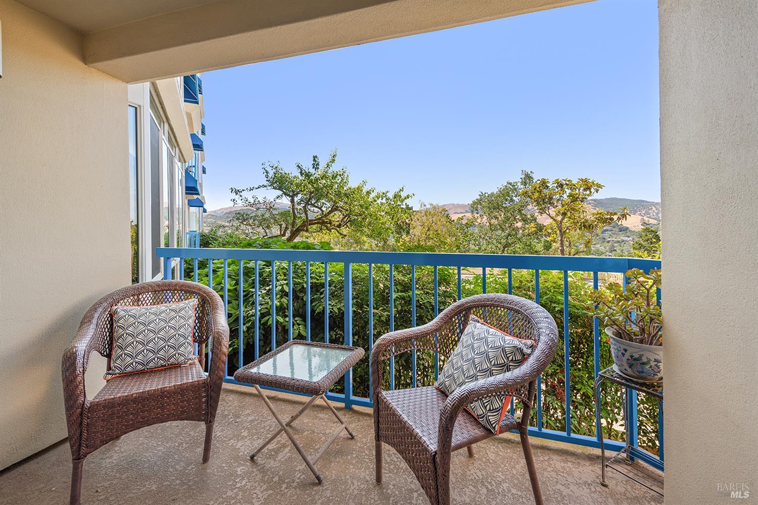 100 Thorndale Dr #150