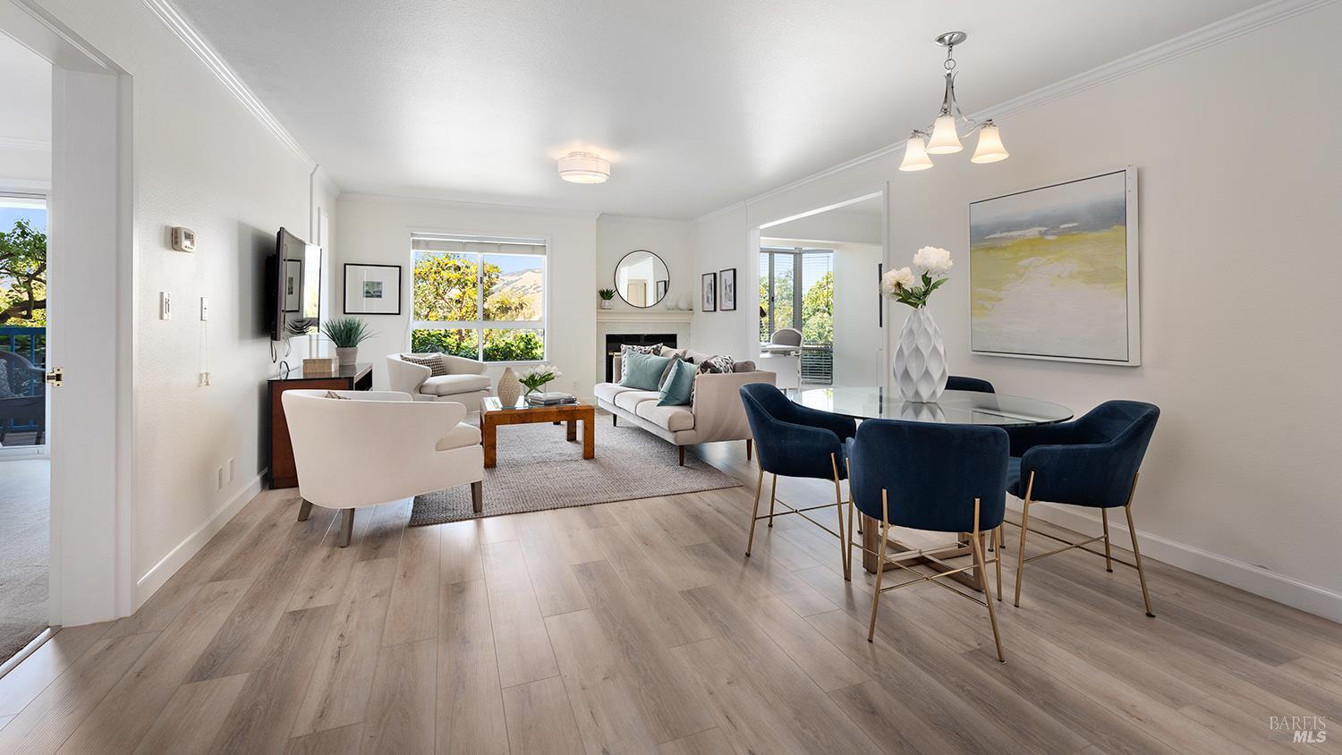 100 Thorndale Dr #150