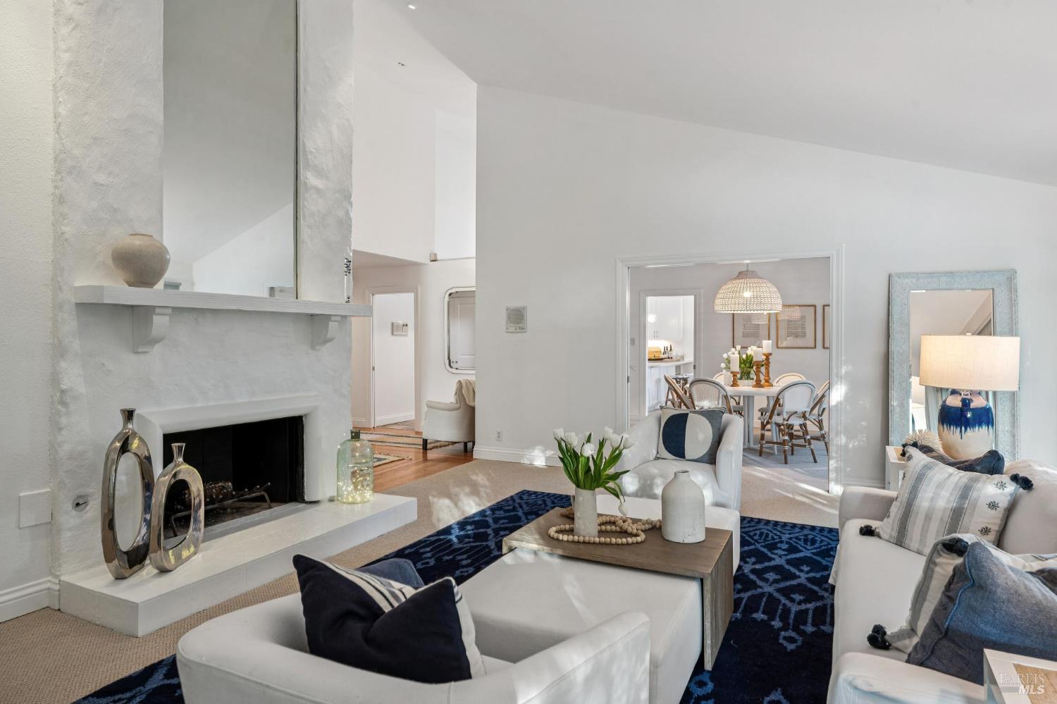 28 Corte Del Coronado