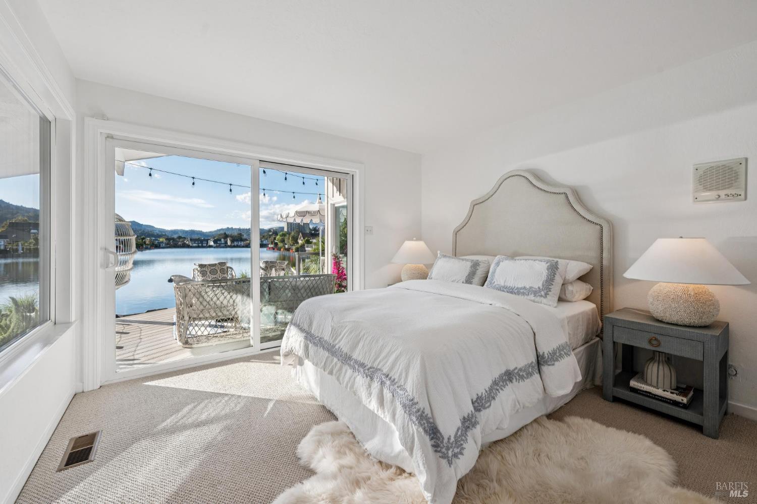 28 Corte Del Coronado