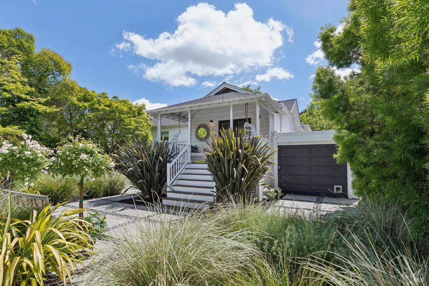 204 Greenfield Avenue