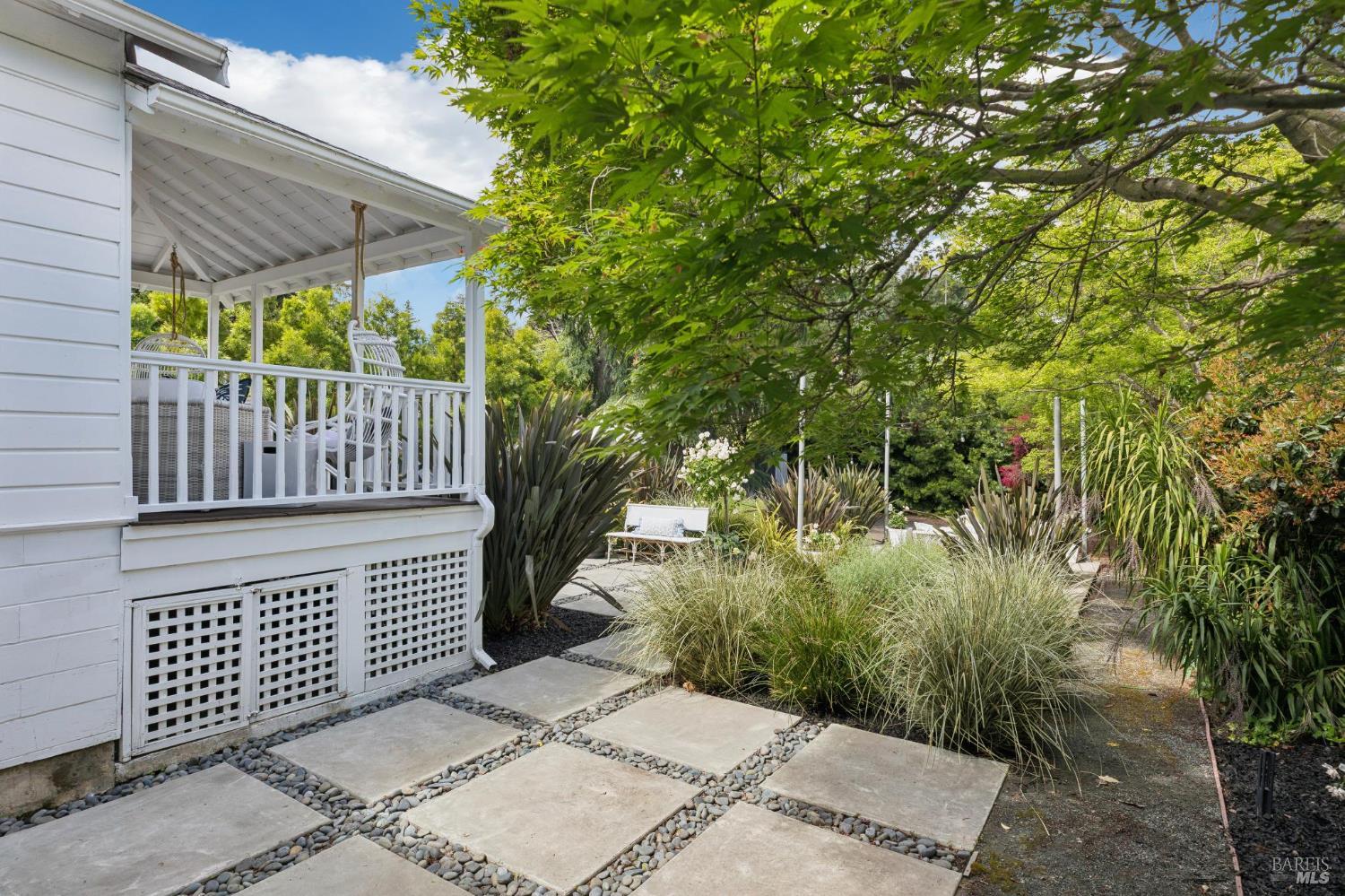 204 Greenfield Avenue