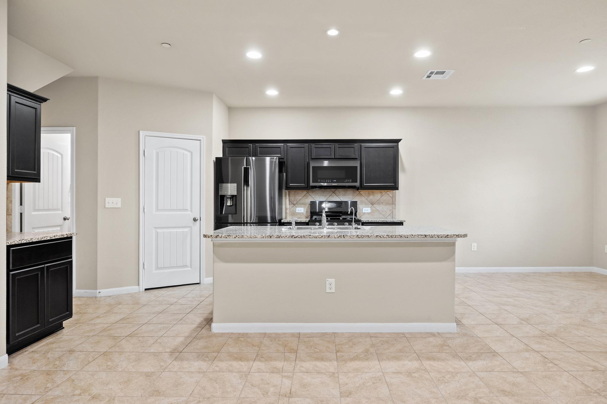 2880 Donnell DR # 1802