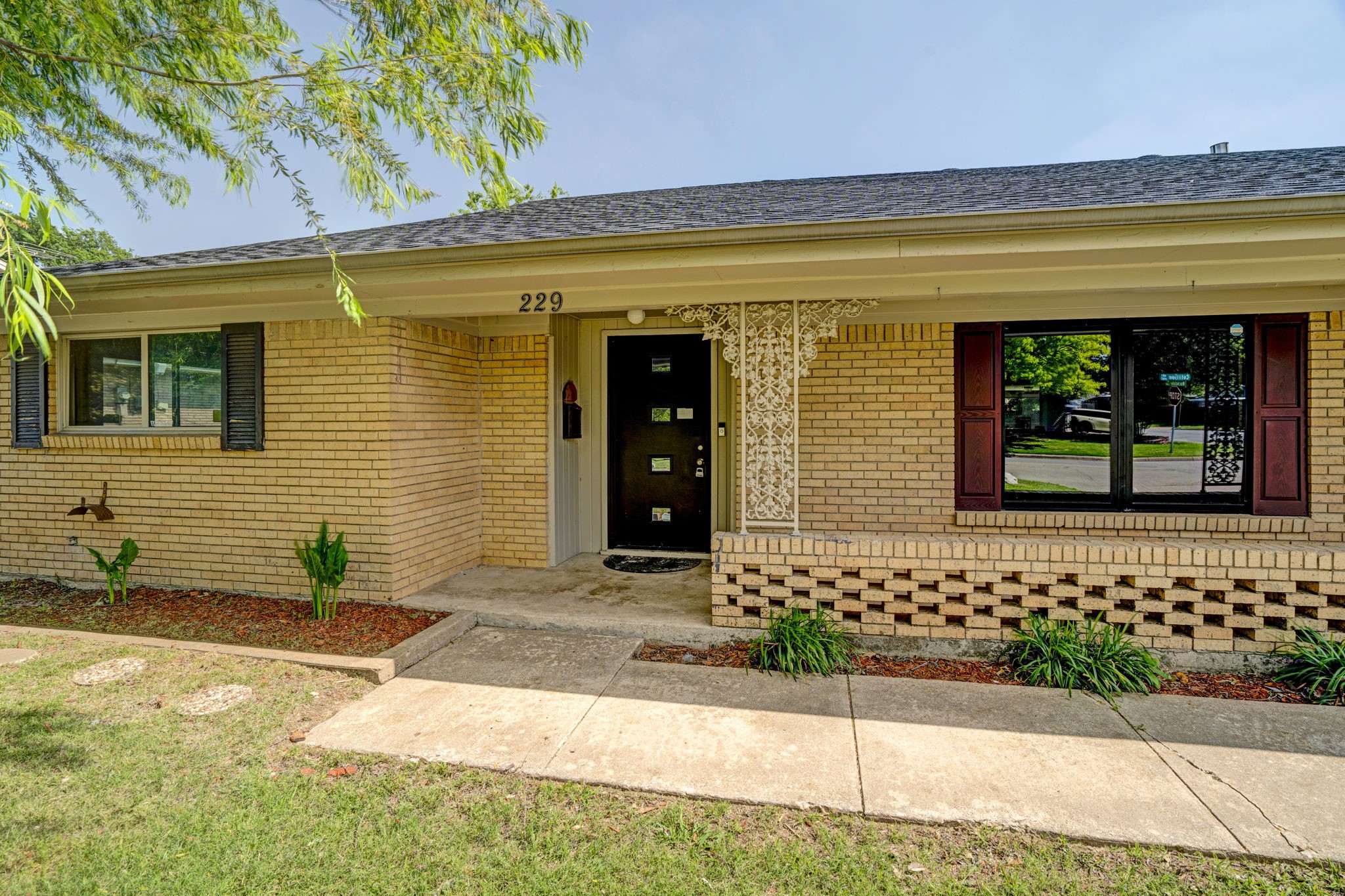 229 Cotillion Road