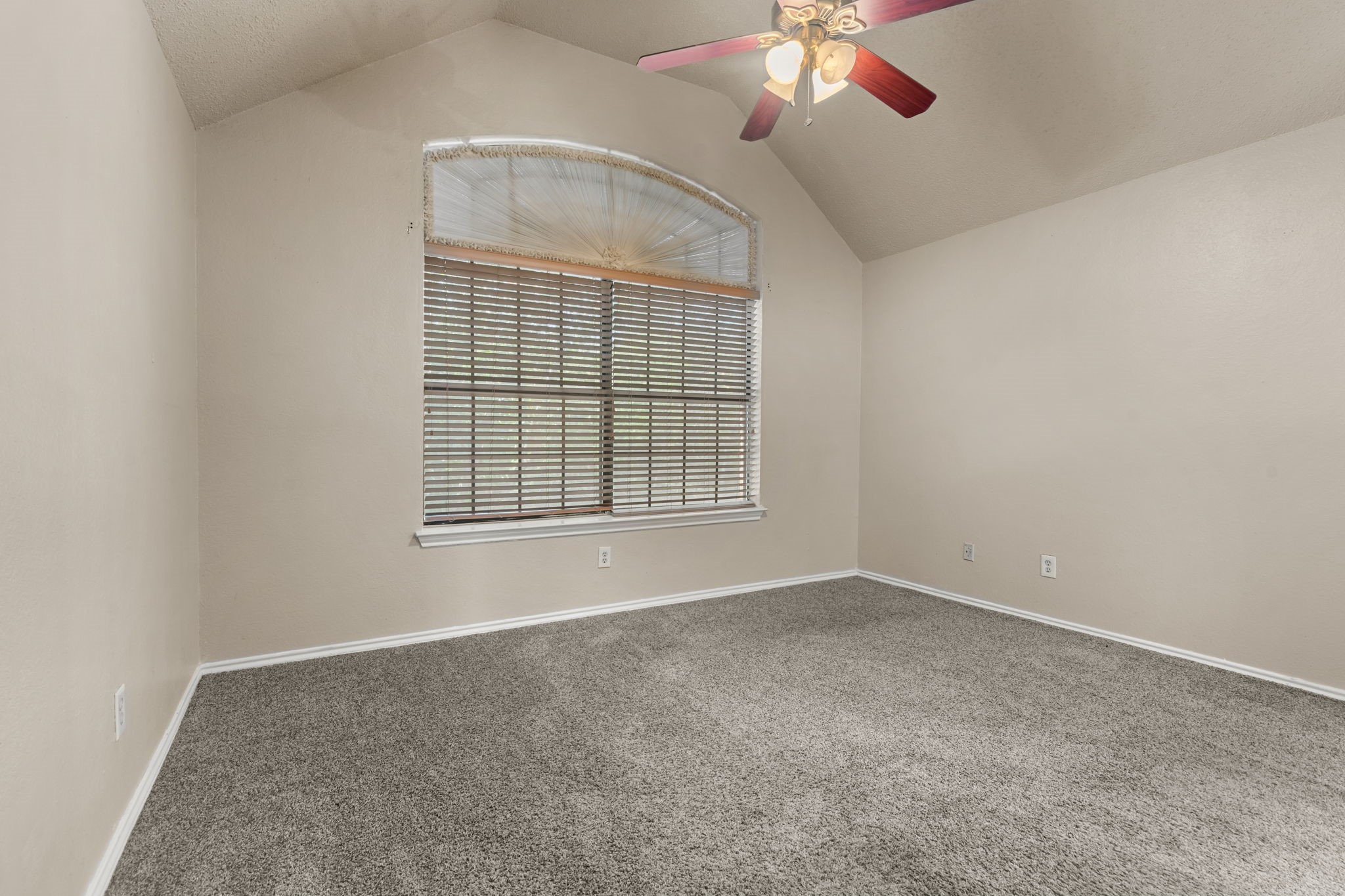 1414 Straus Road