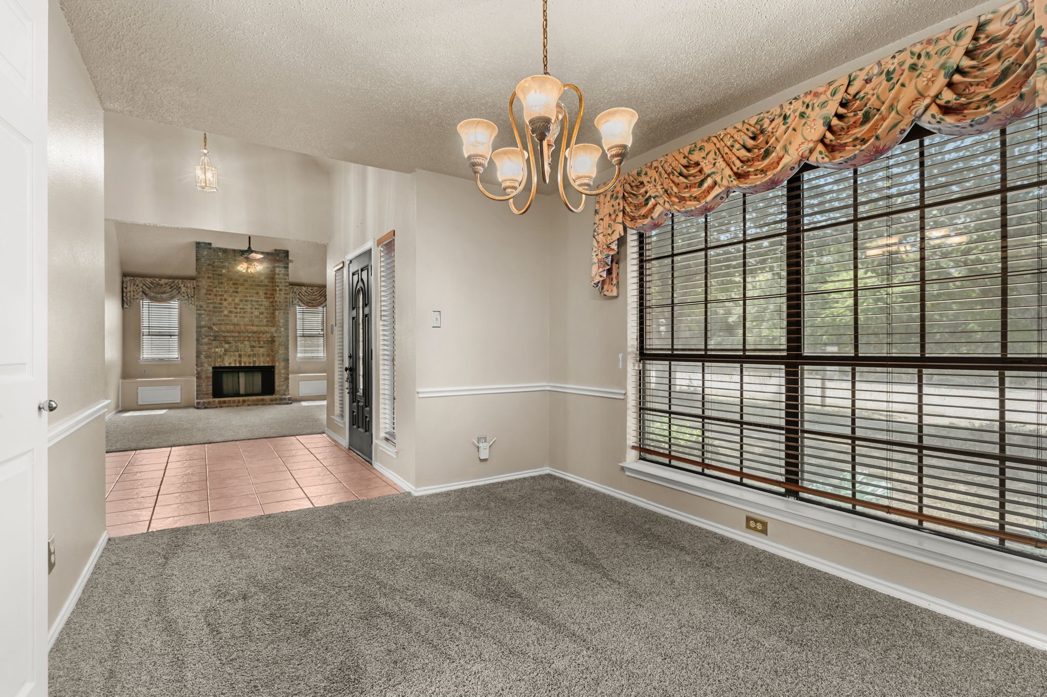 1414 Straus Road