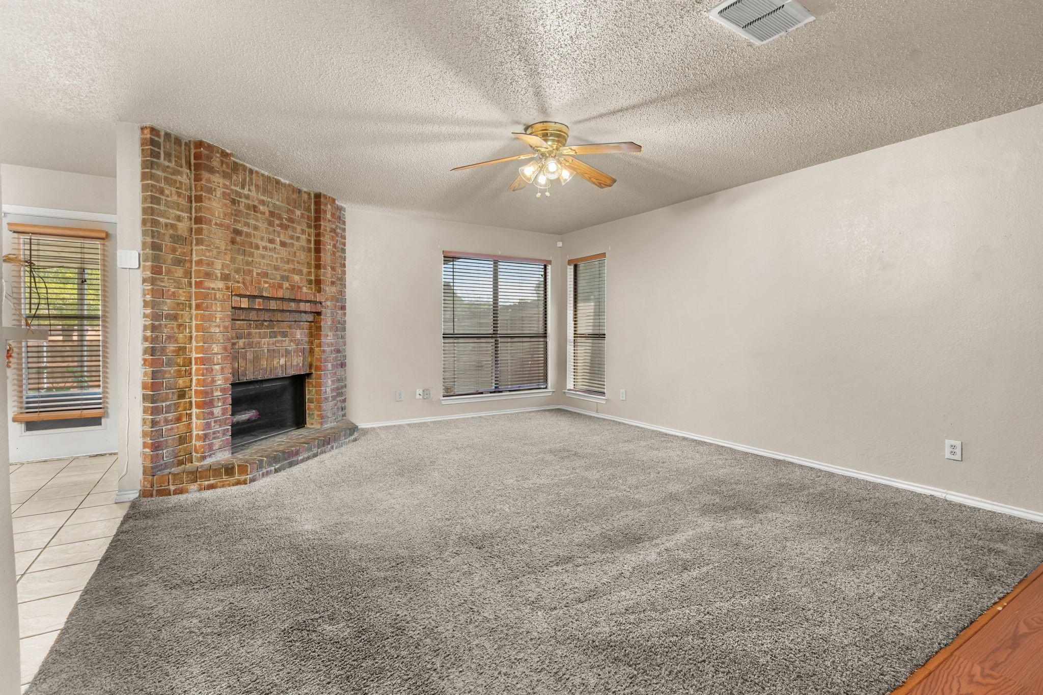 1414 Straus Road