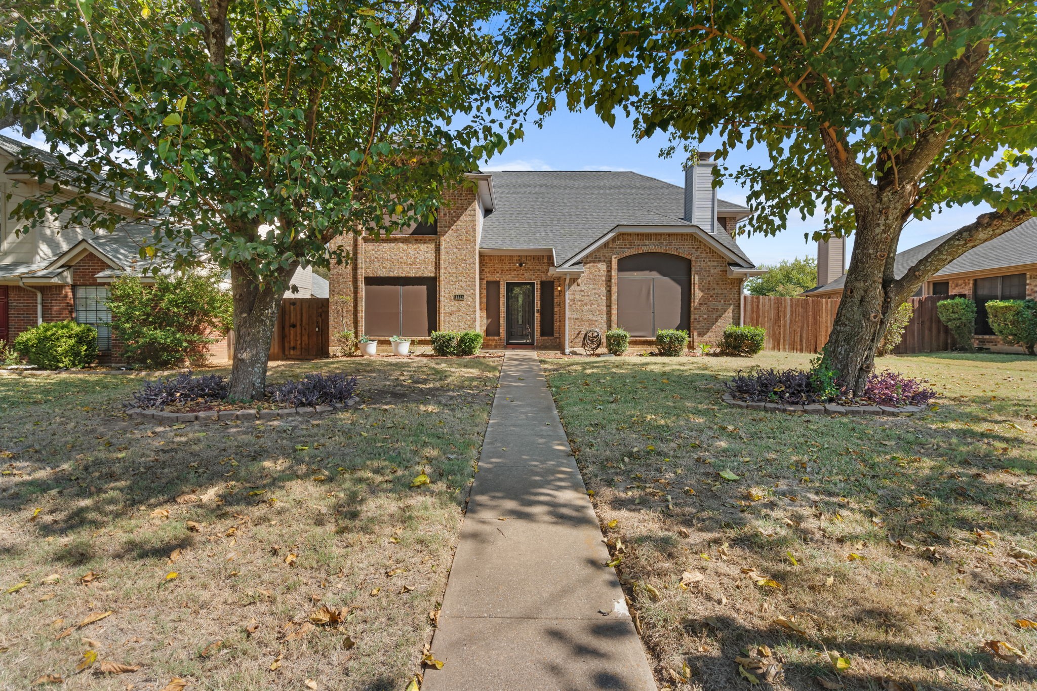 1414 Straus Road
