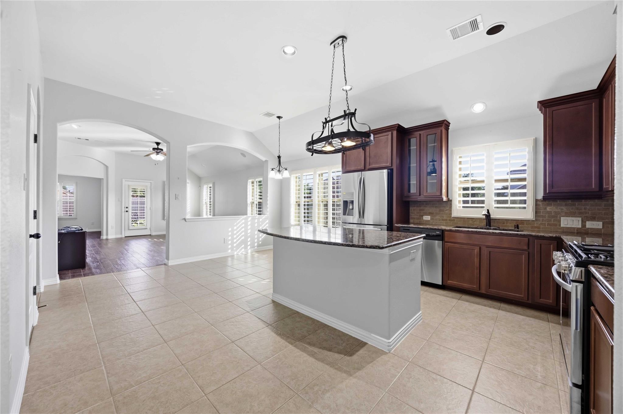 601 Dunlavy Lane