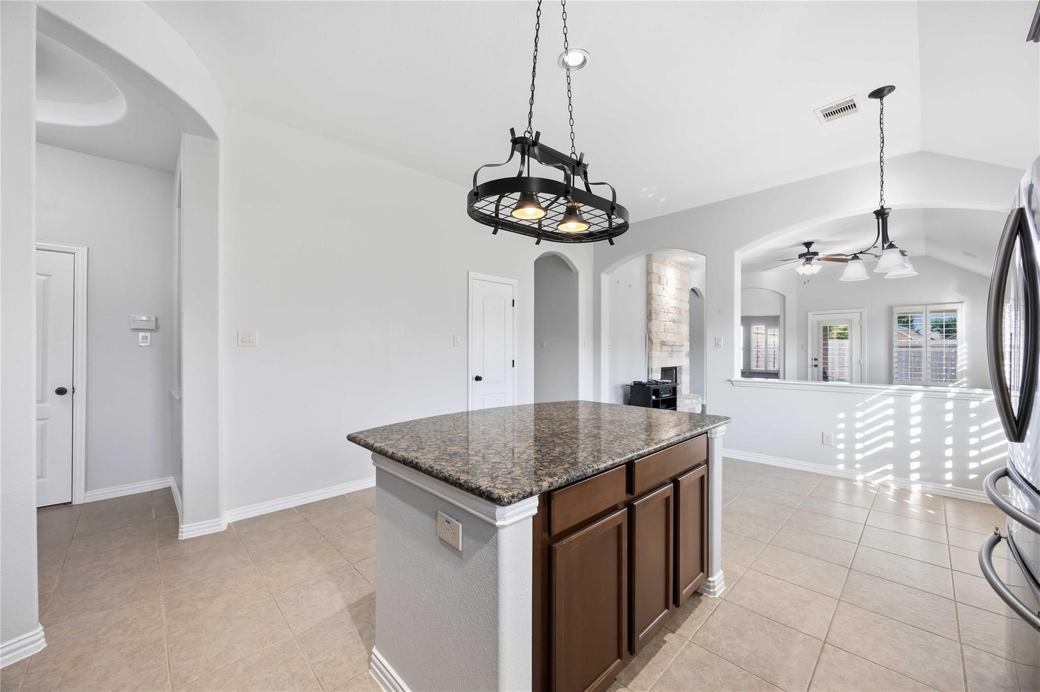 601 Dunlavy Lane