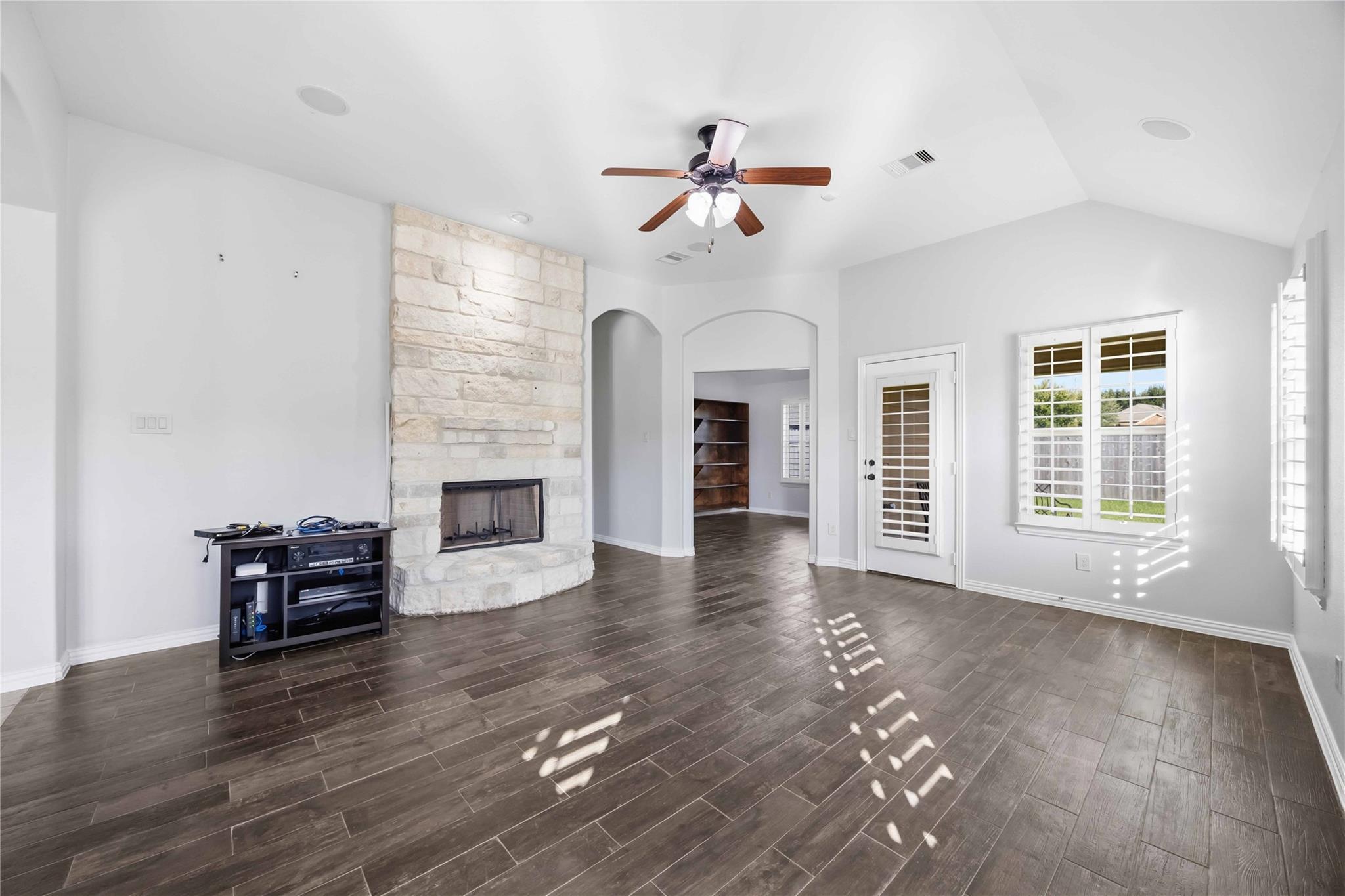 601 Dunlavy Lane
