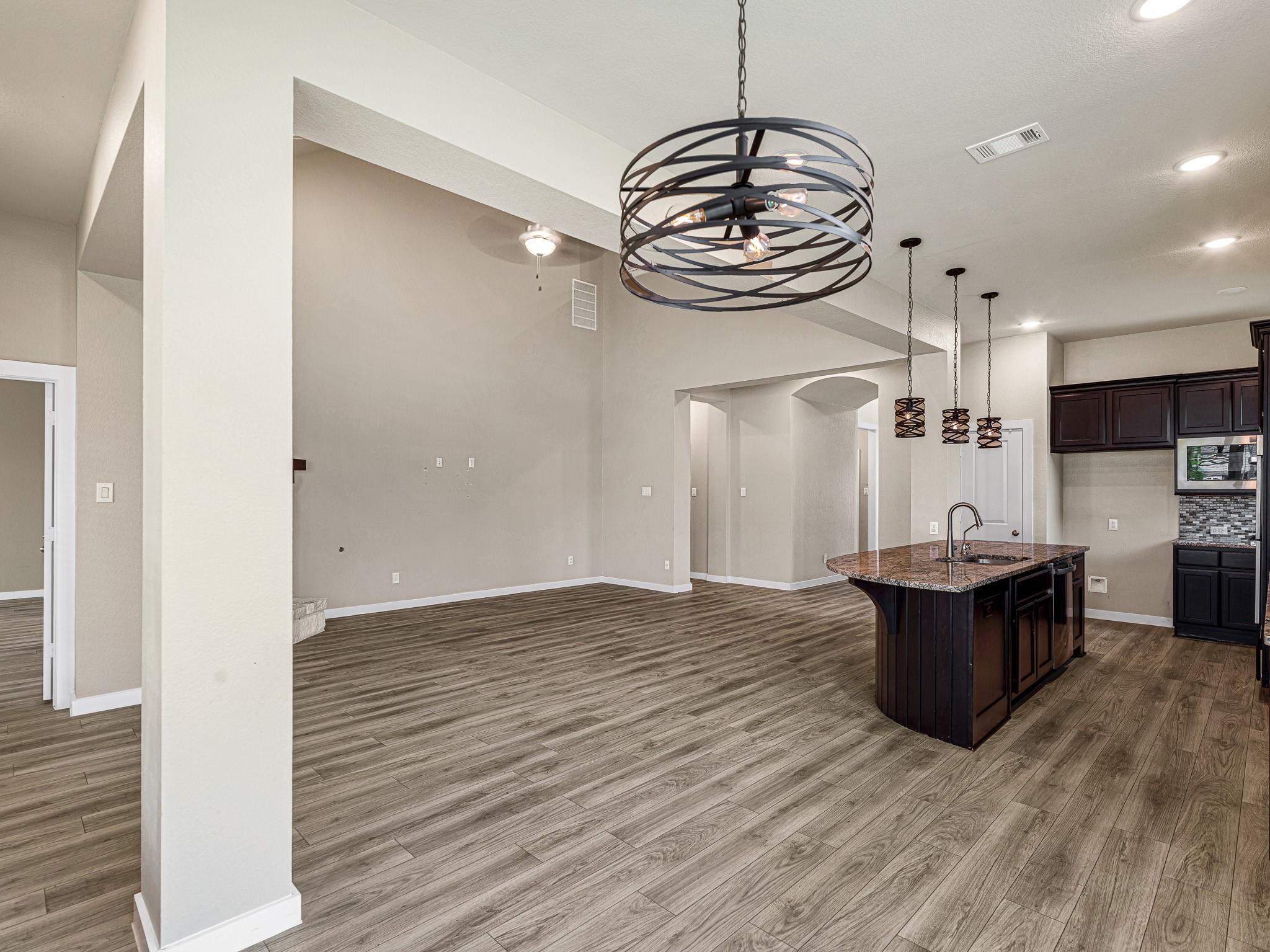 16819 Beechwood Forest Way