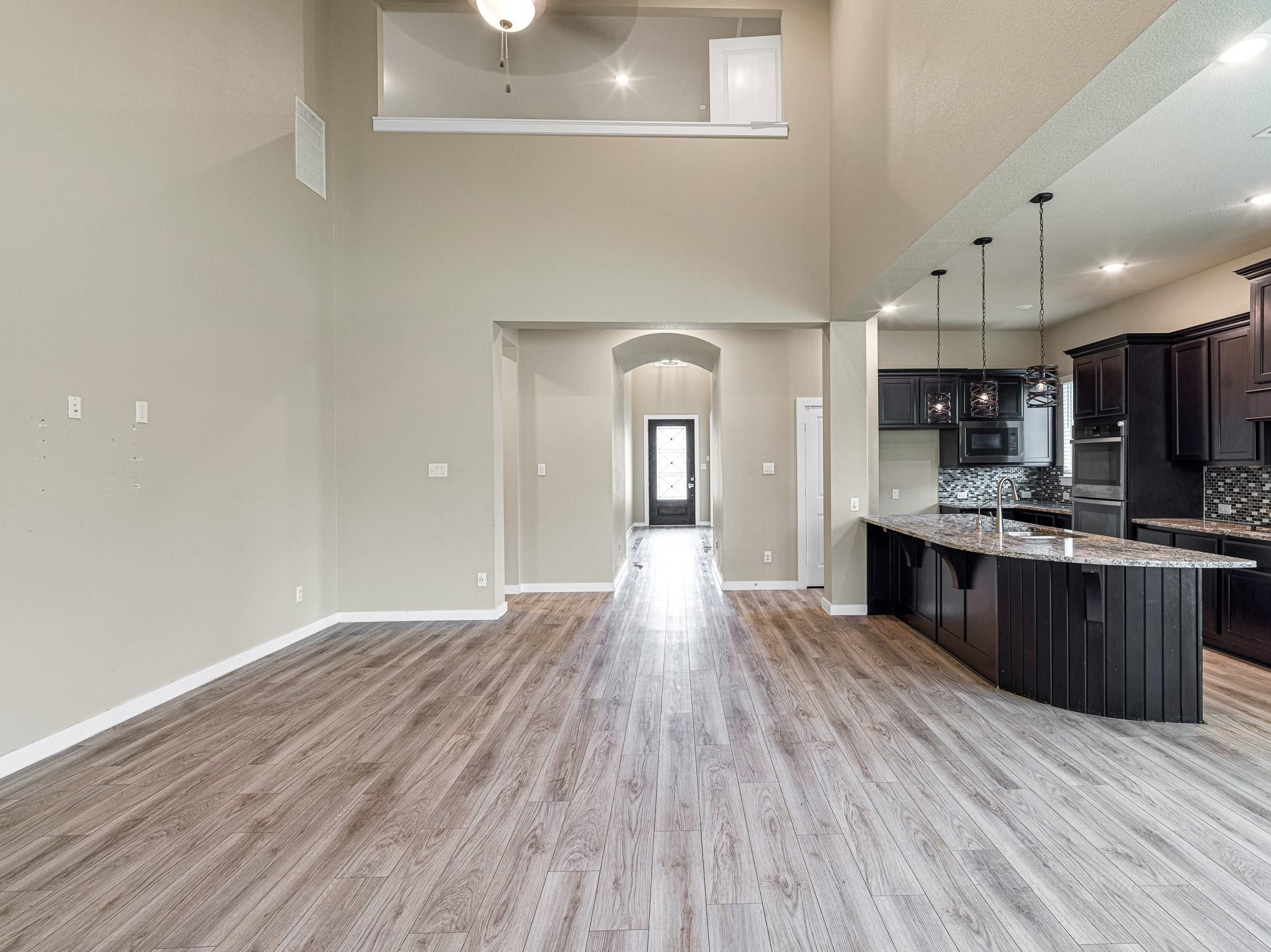 16819 Beechwood Forest Way