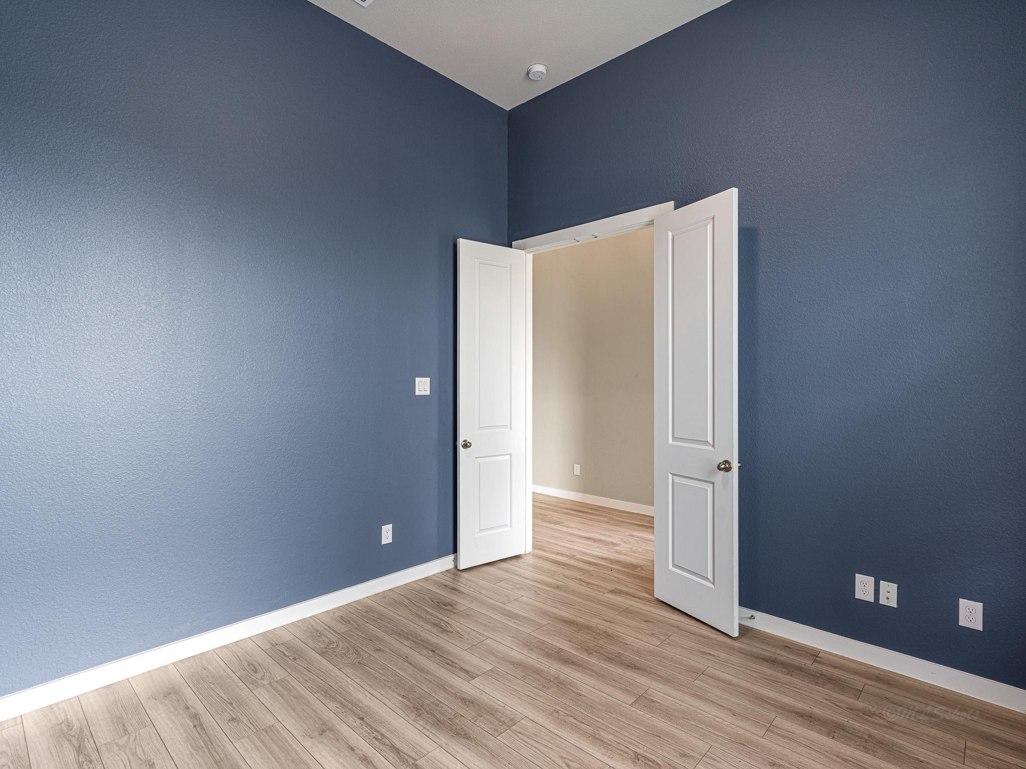 16819 Beechwood Forest Way