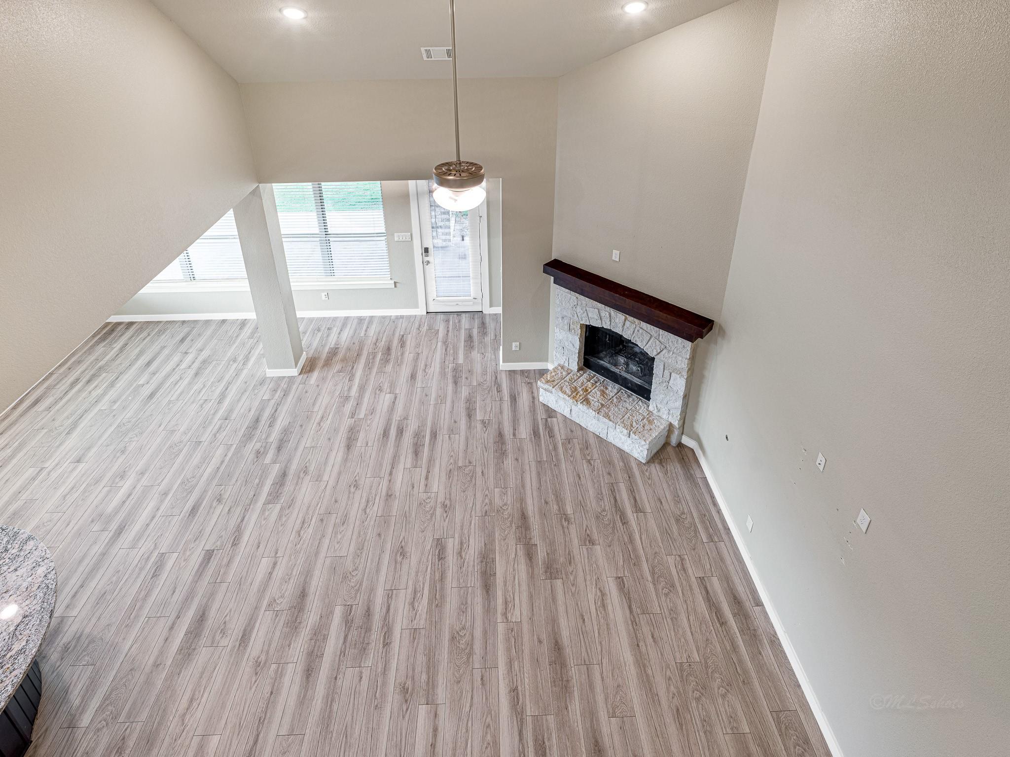 16819 Beechwood Forest Way