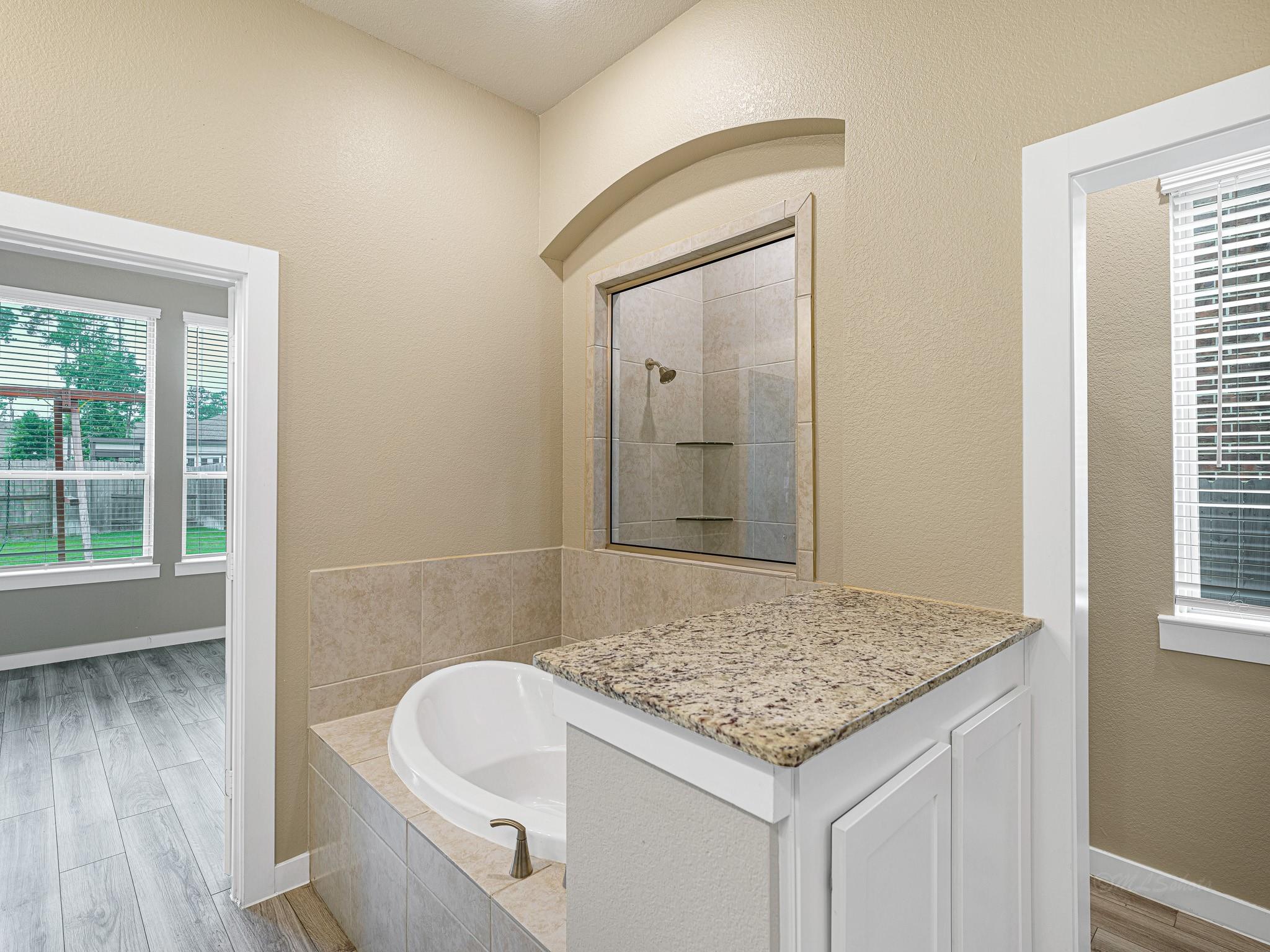 16819 Beechwood Forest Way