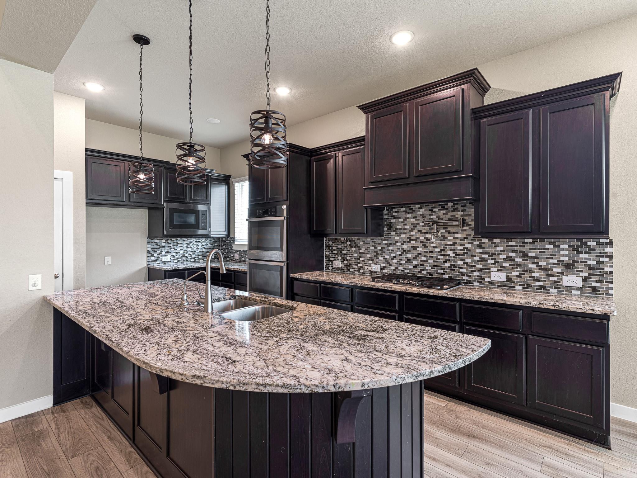 16819 Beechwood Forest Way