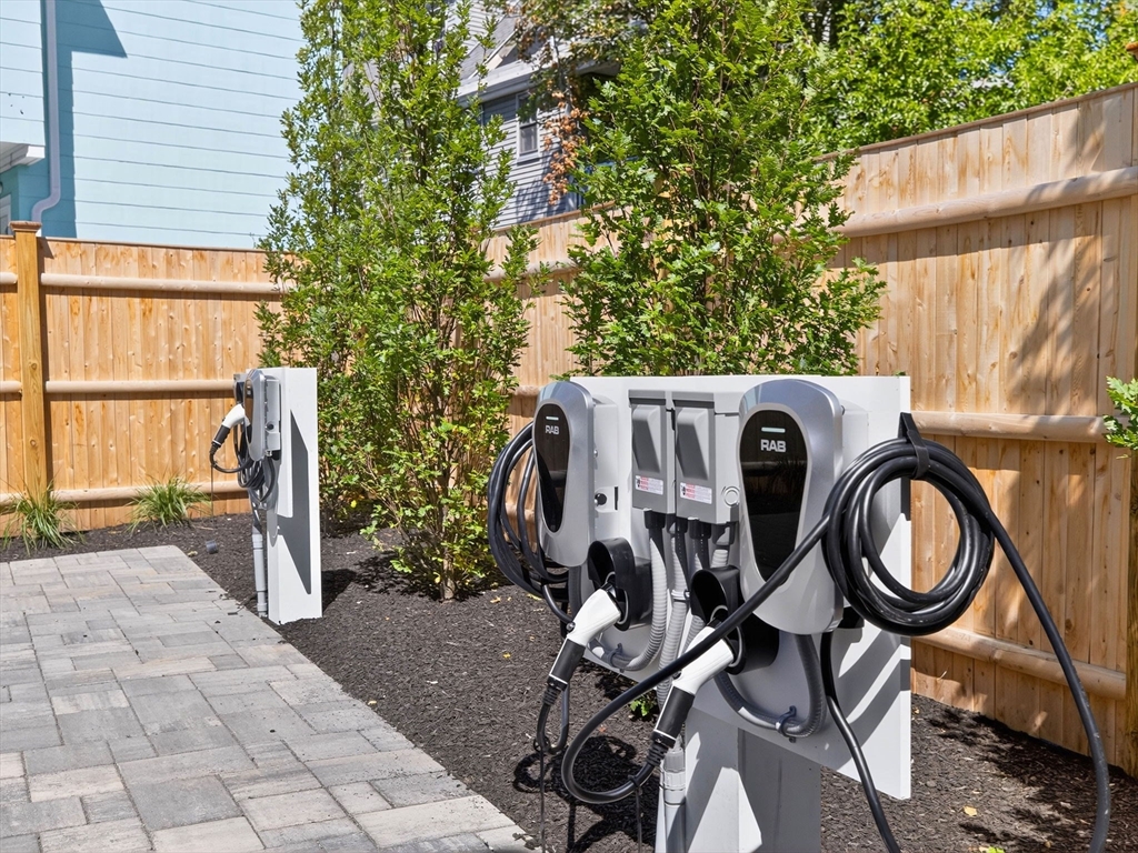 36 Springfield St # 3