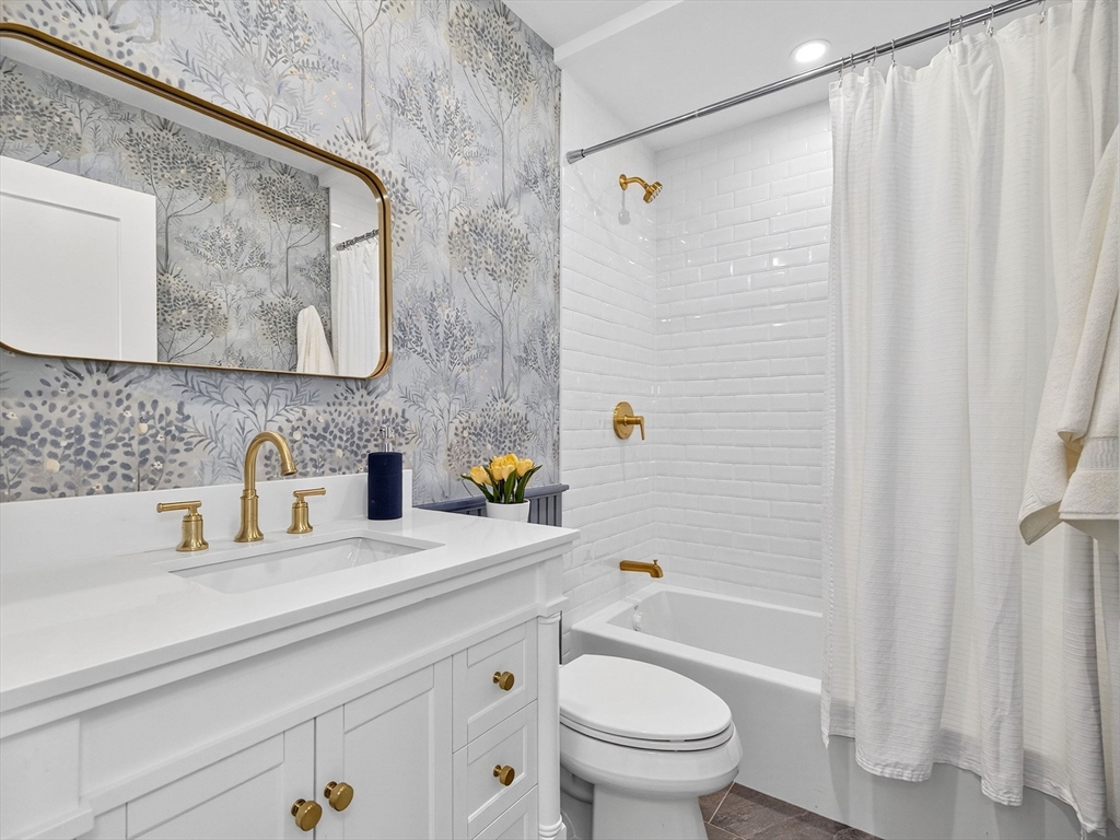 36 Springfield St # 3