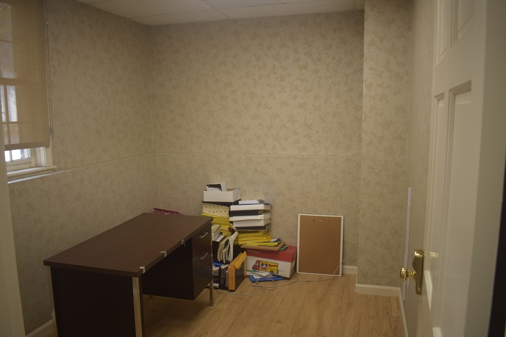 3 Baldwin Green Cmn # 104