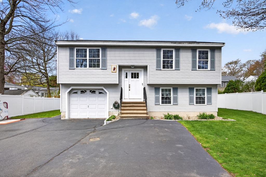111R Grove Ave