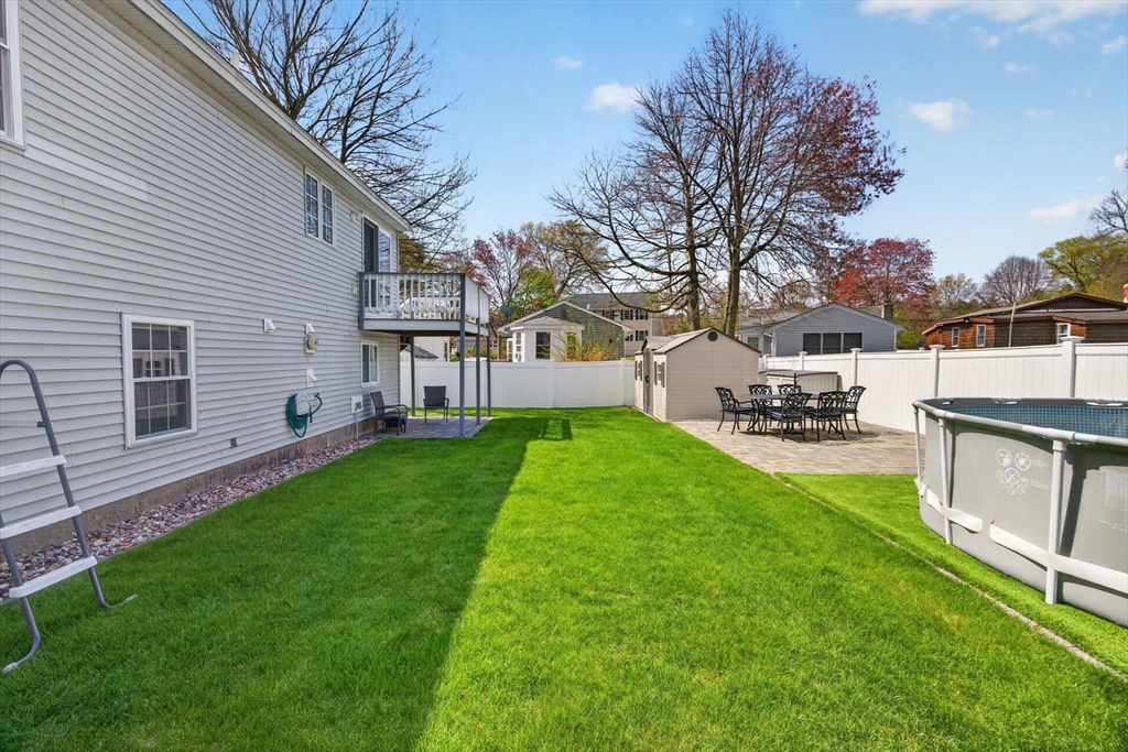 111R Grove Ave