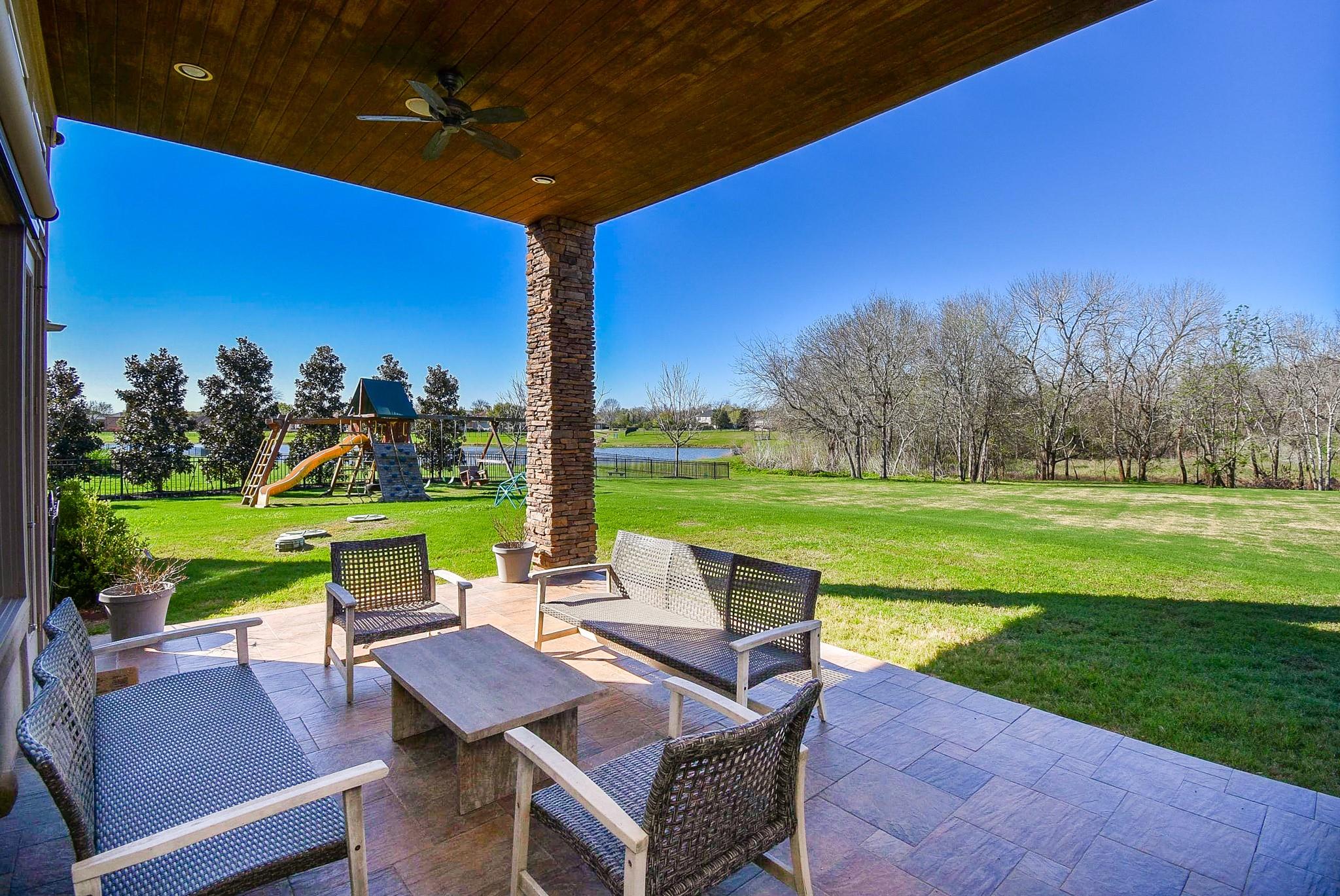 2819 Palmetto Bend