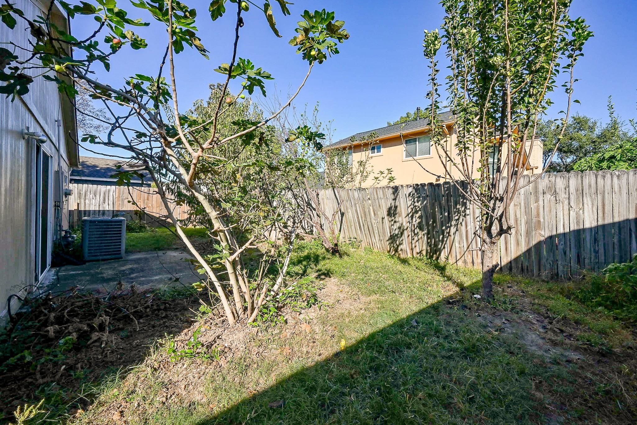 13814 Peach Hollow Lane