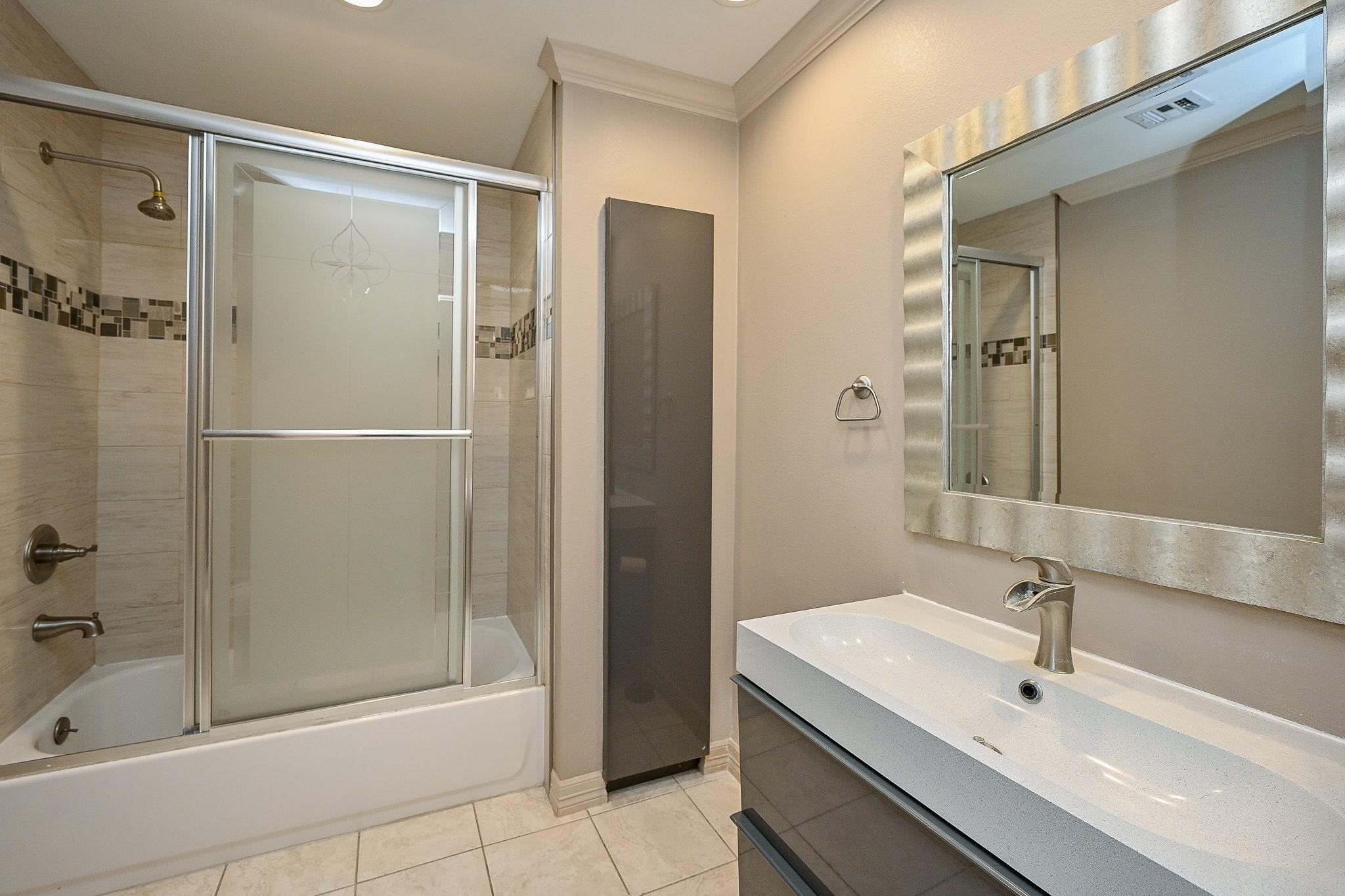 13814 Peach Hollow Lane