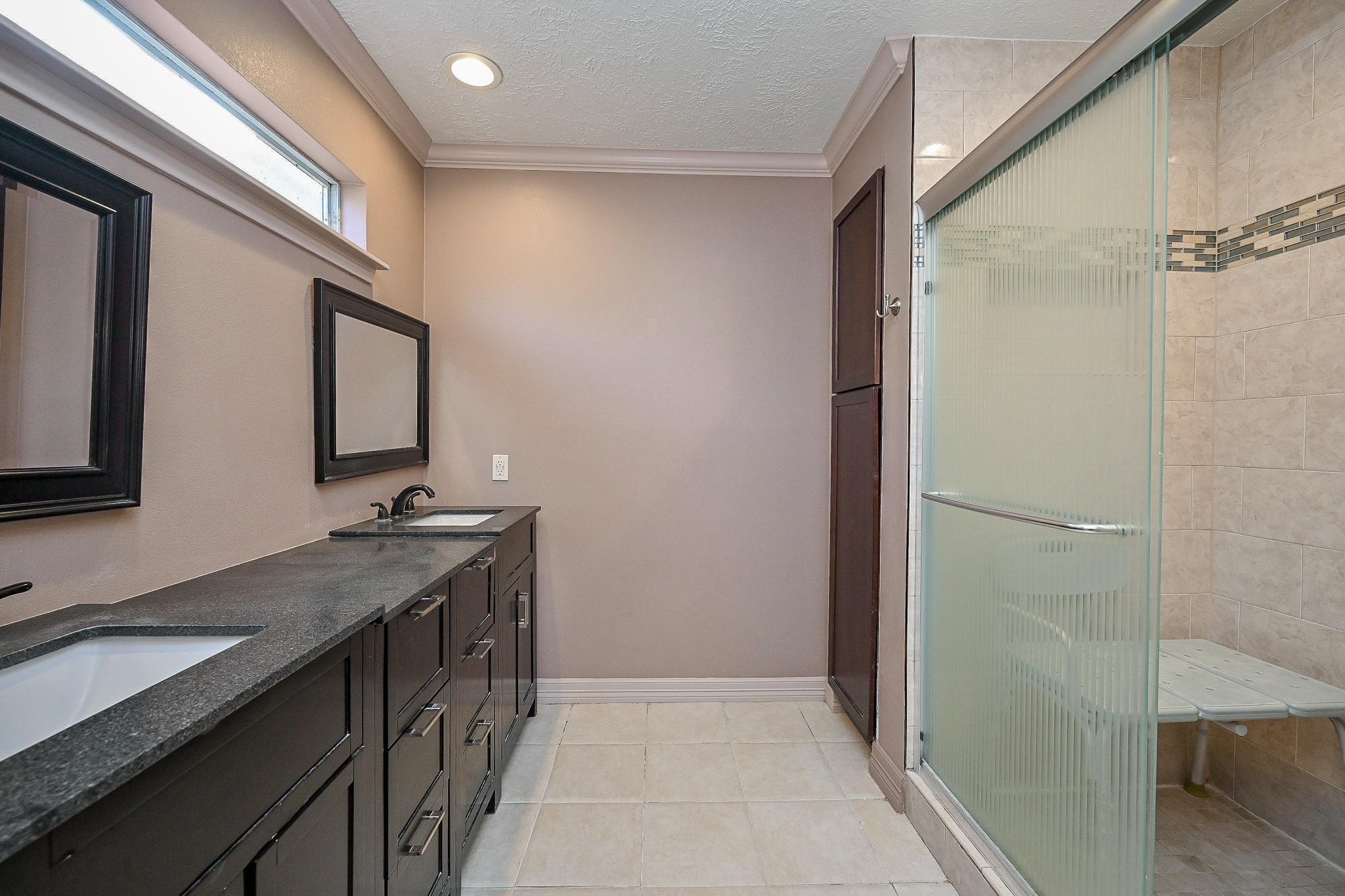 13814 Peach Hollow Lane