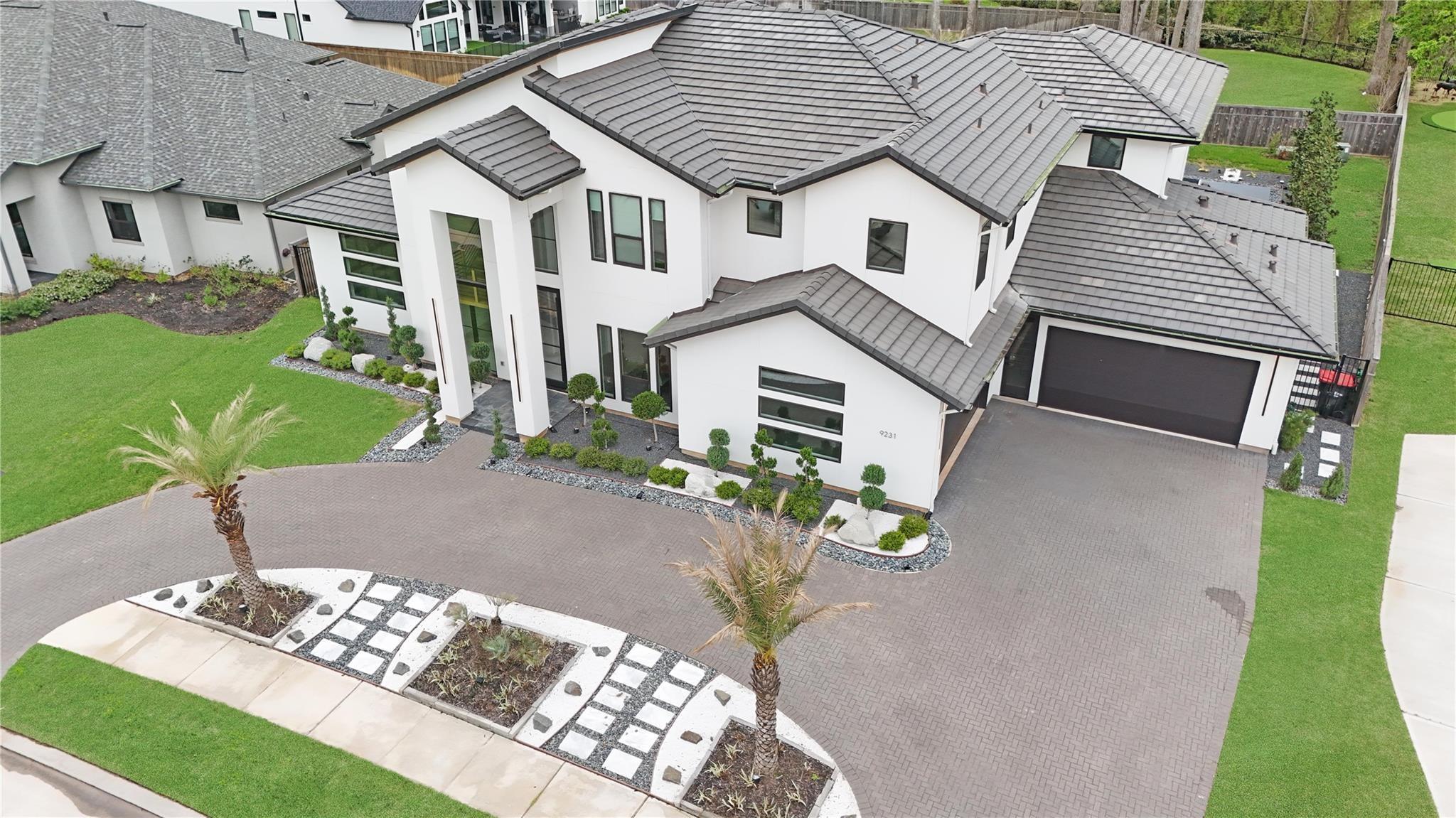 9231 Fox Bend Lane