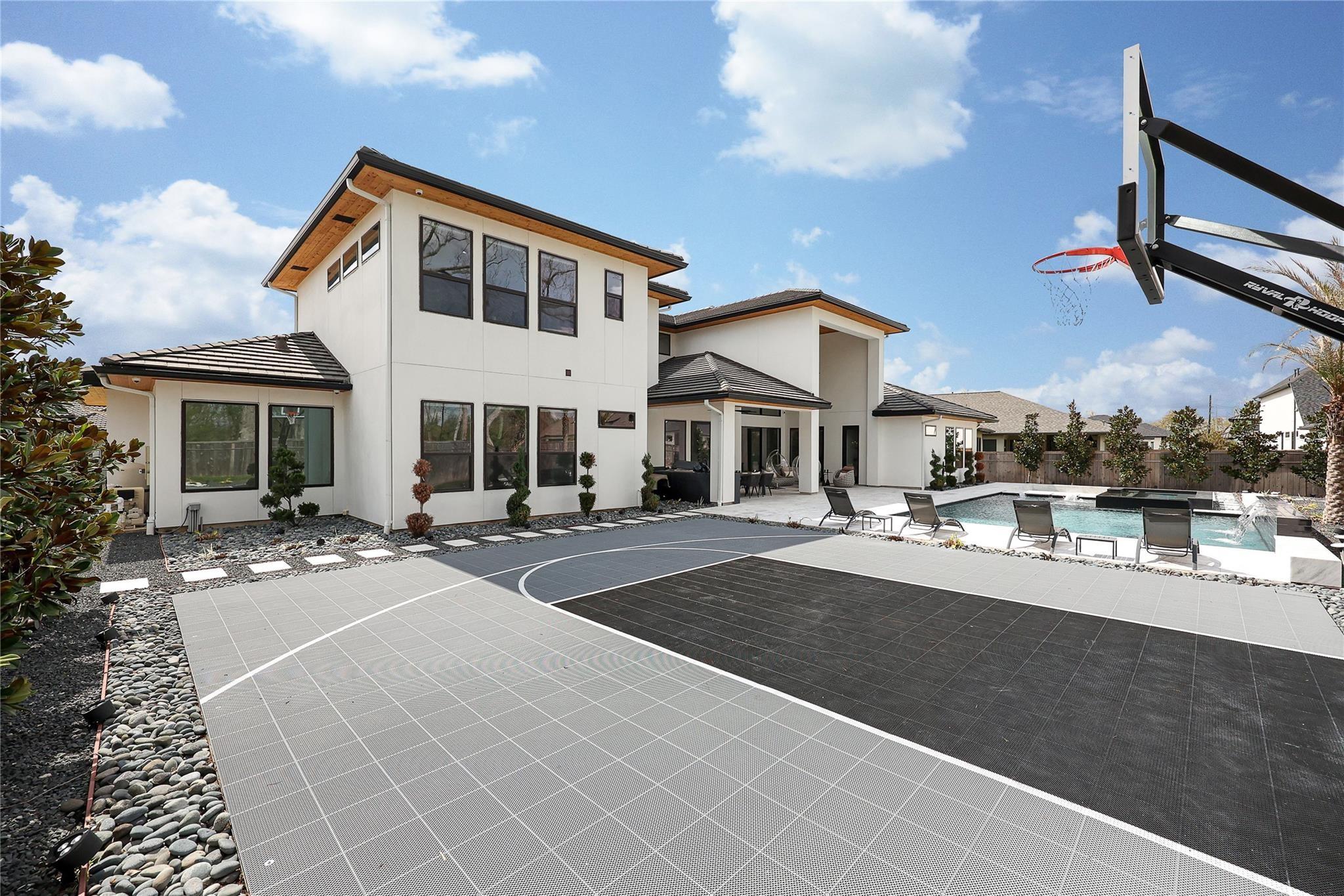9231 Fox Bend Lane