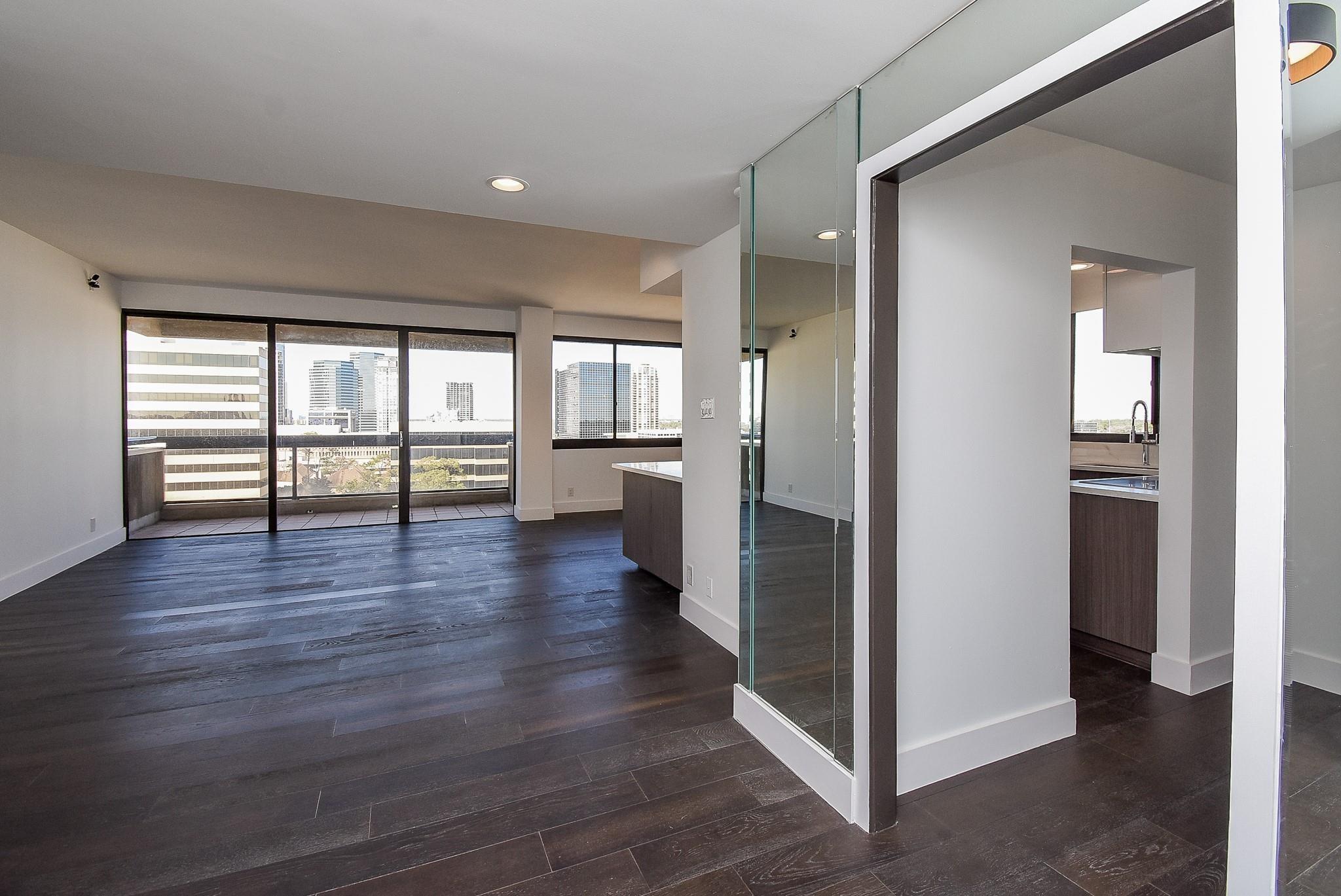 49 Briar Hollow Lane # 1106