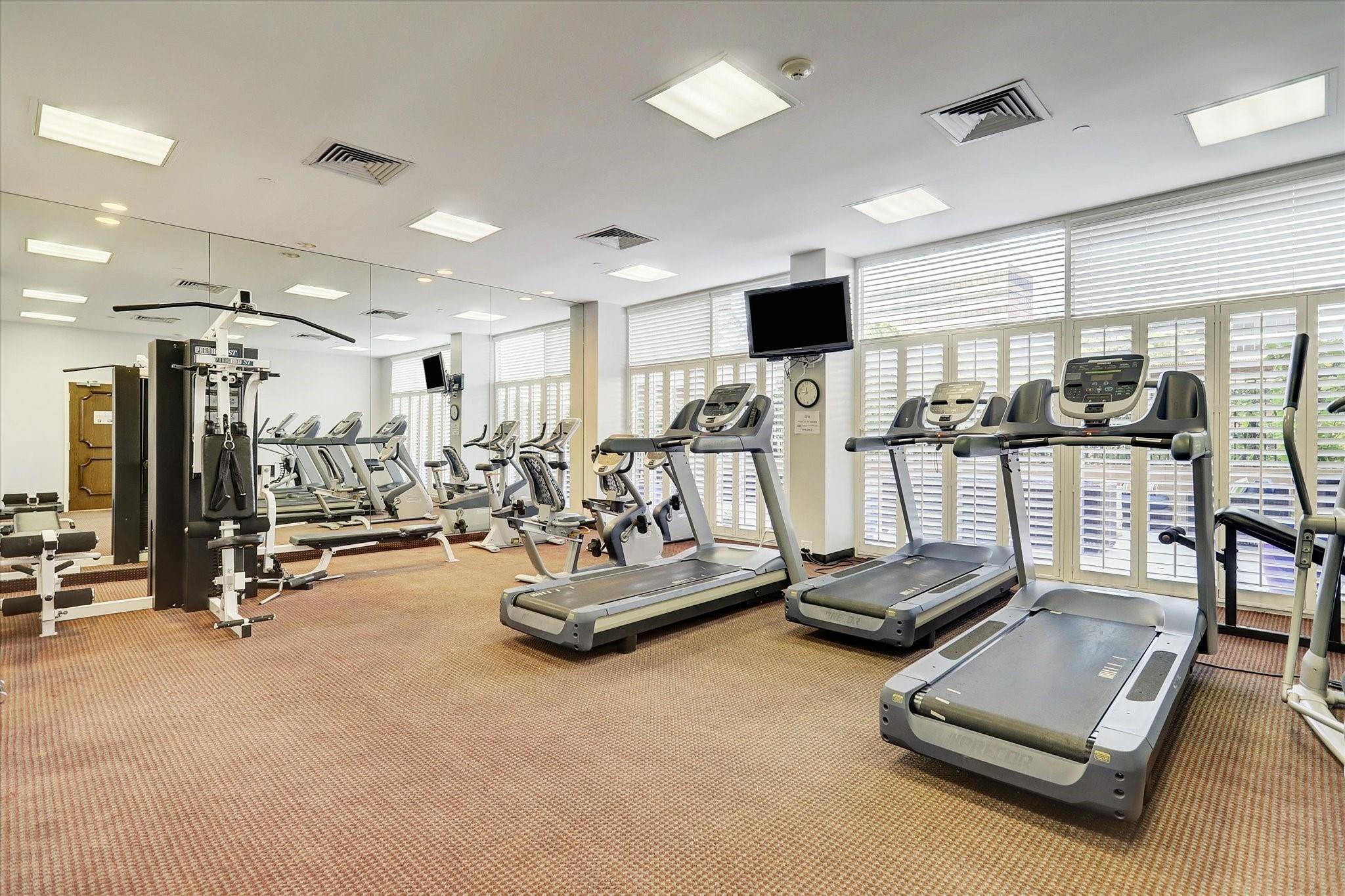 49 Briar Hollow Lane # 1106