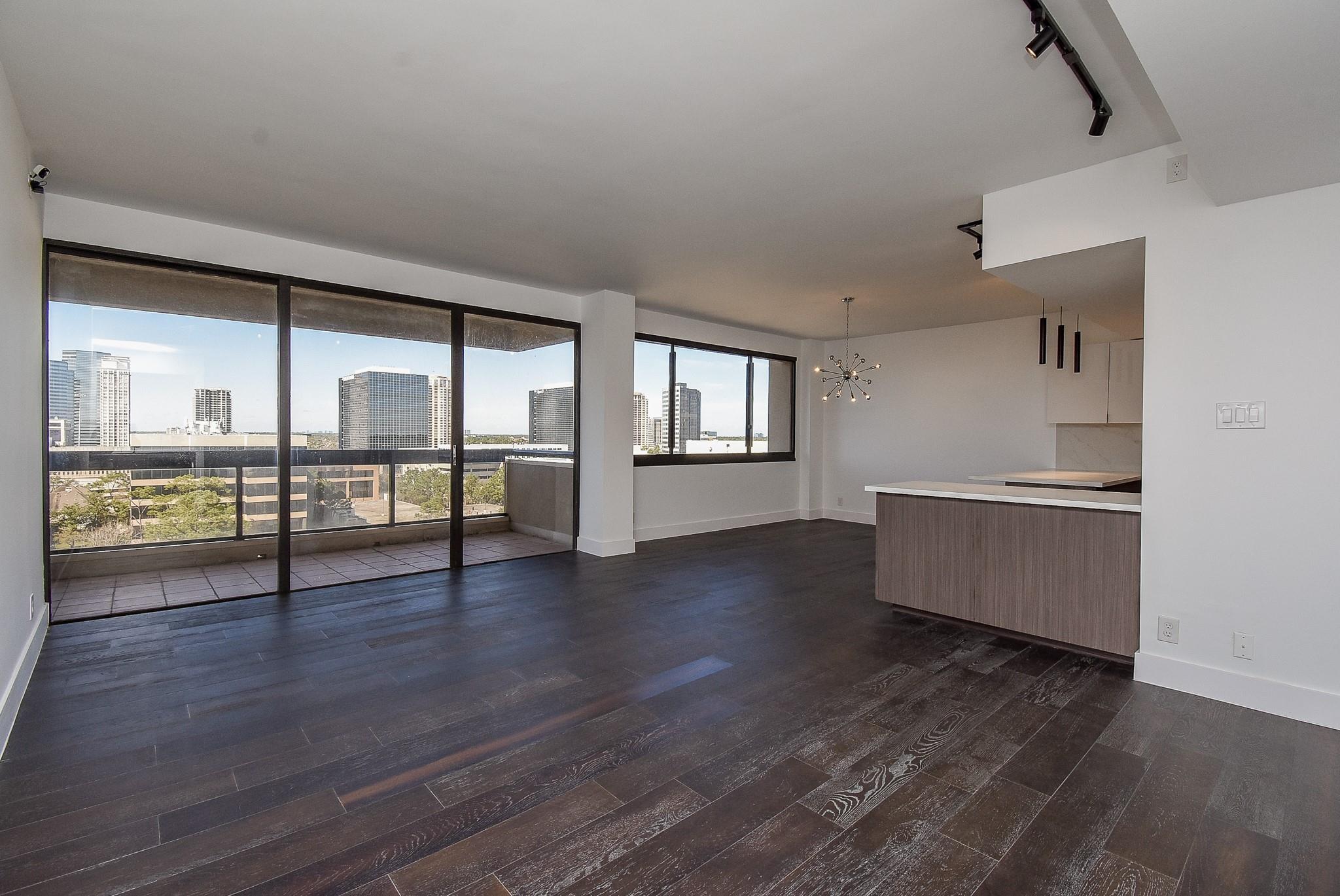 49 Briar Hollow Lane # 1106