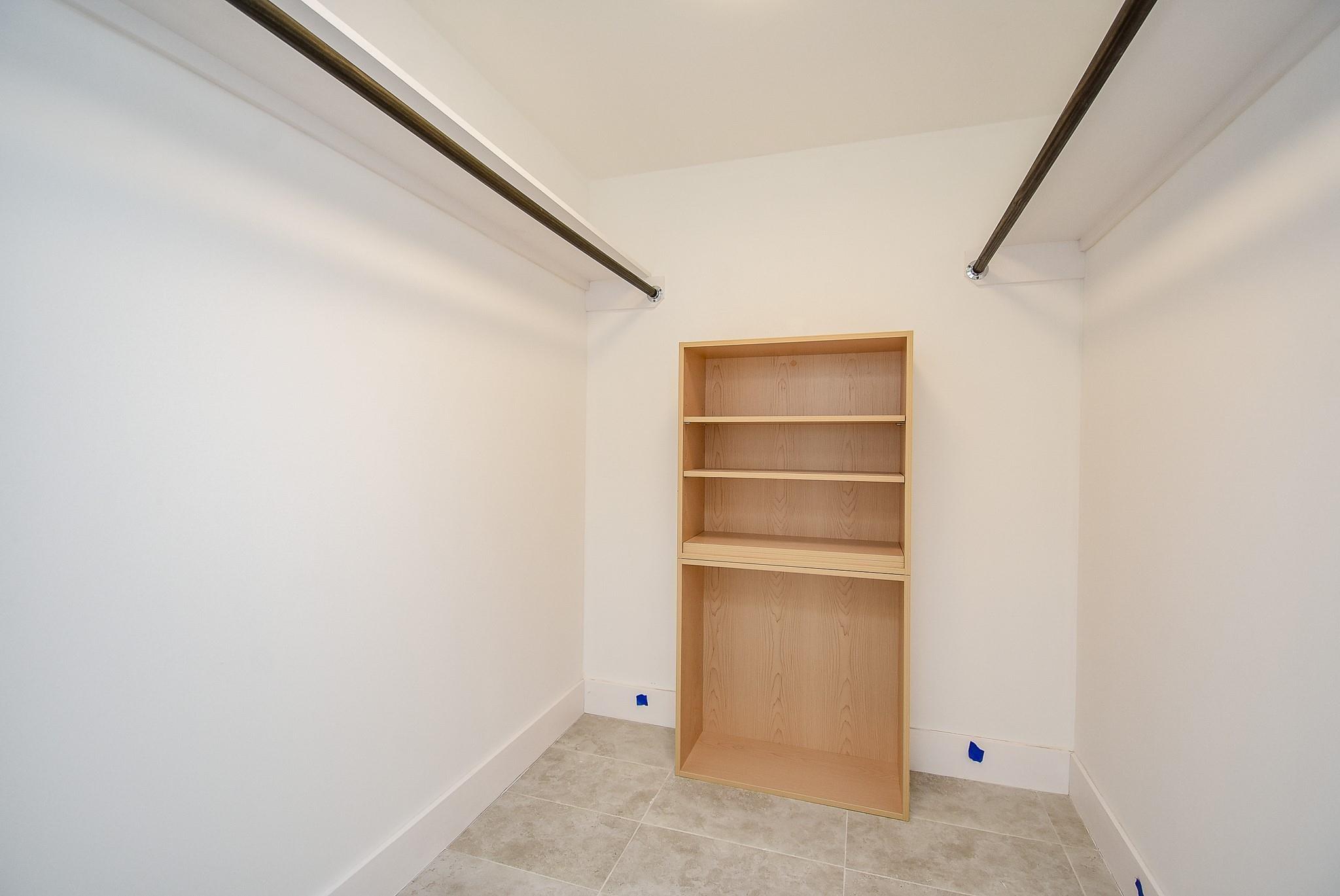49 Briar Hollow Lane # 1106