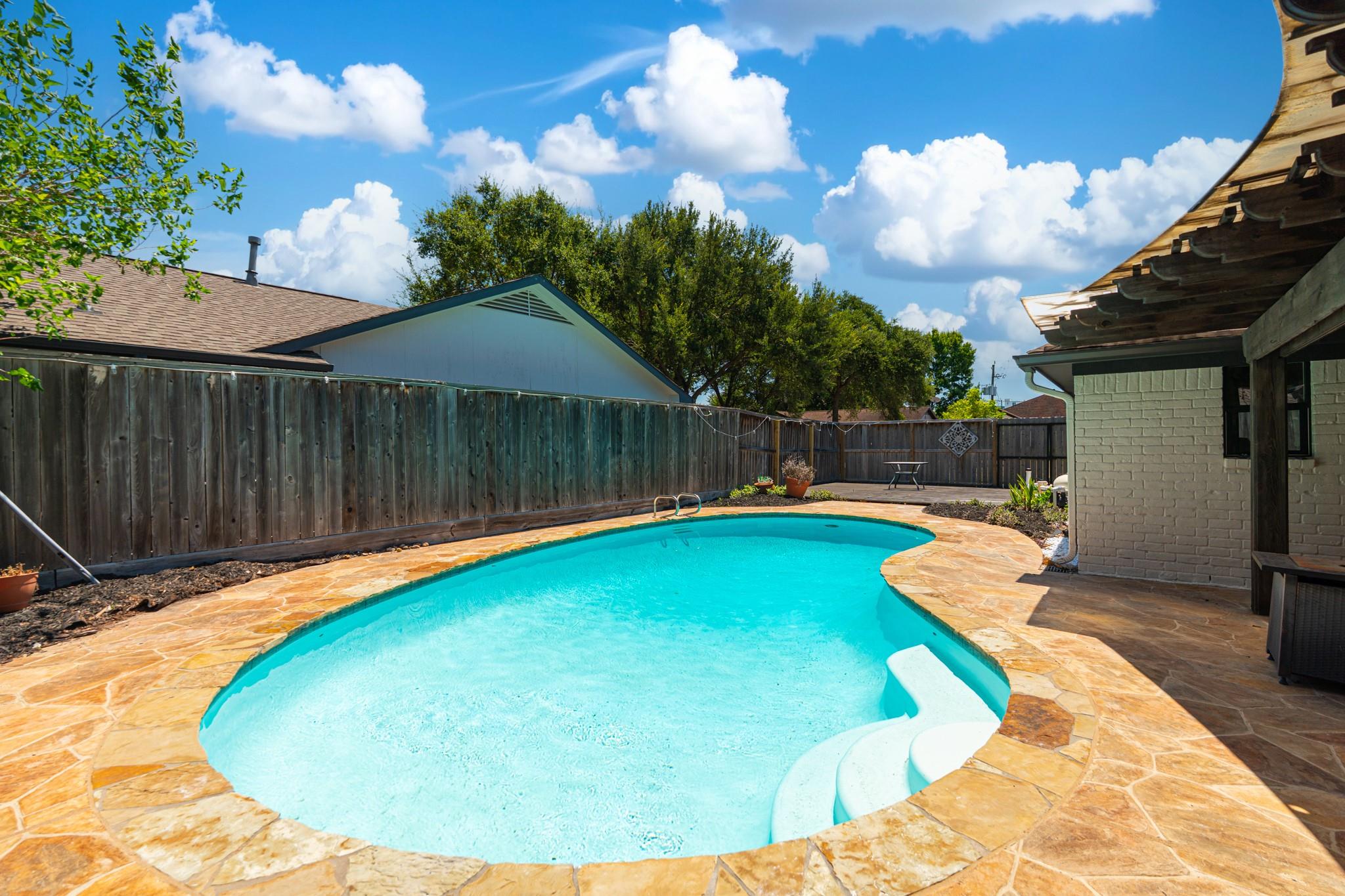 5302 Arbor Vitae Drive