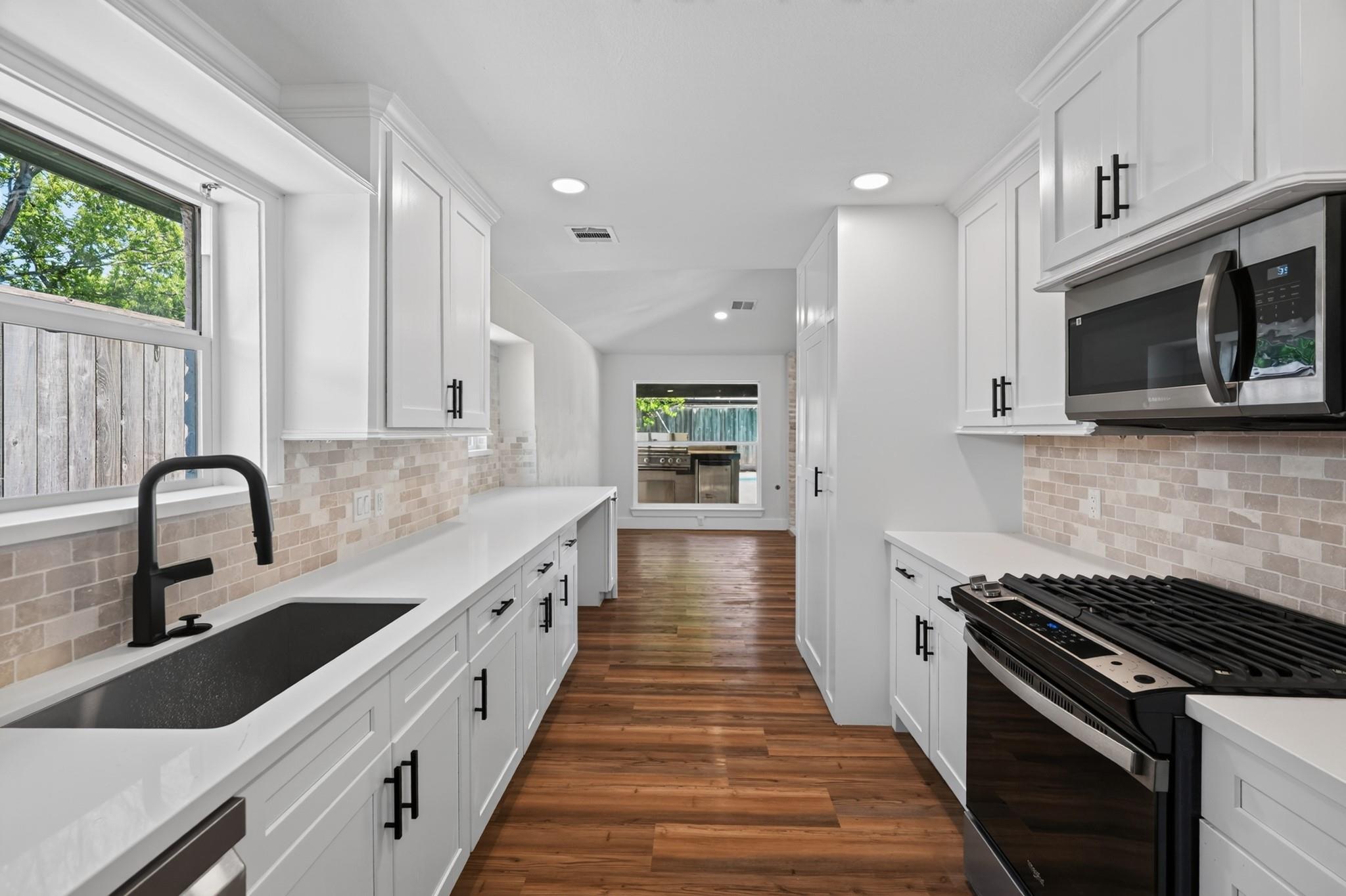 5302 Arbor Vitae Drive