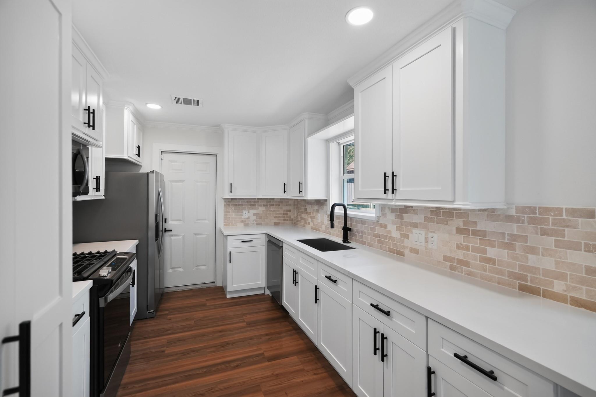 5302 Arbor Vitae Drive