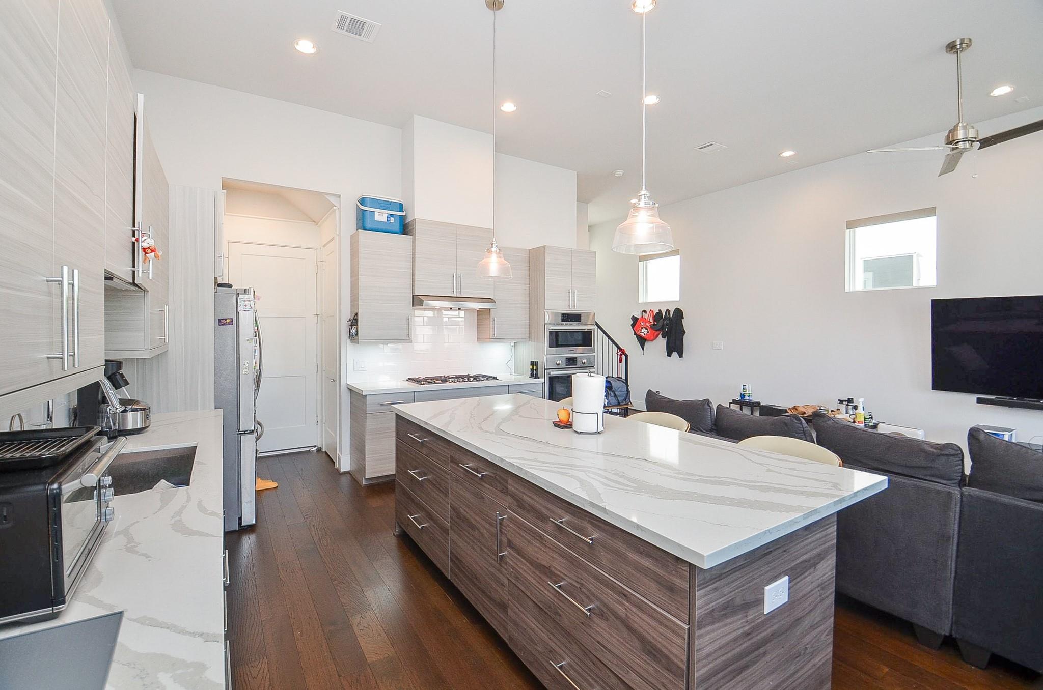9804 Blissful Prairie Lane