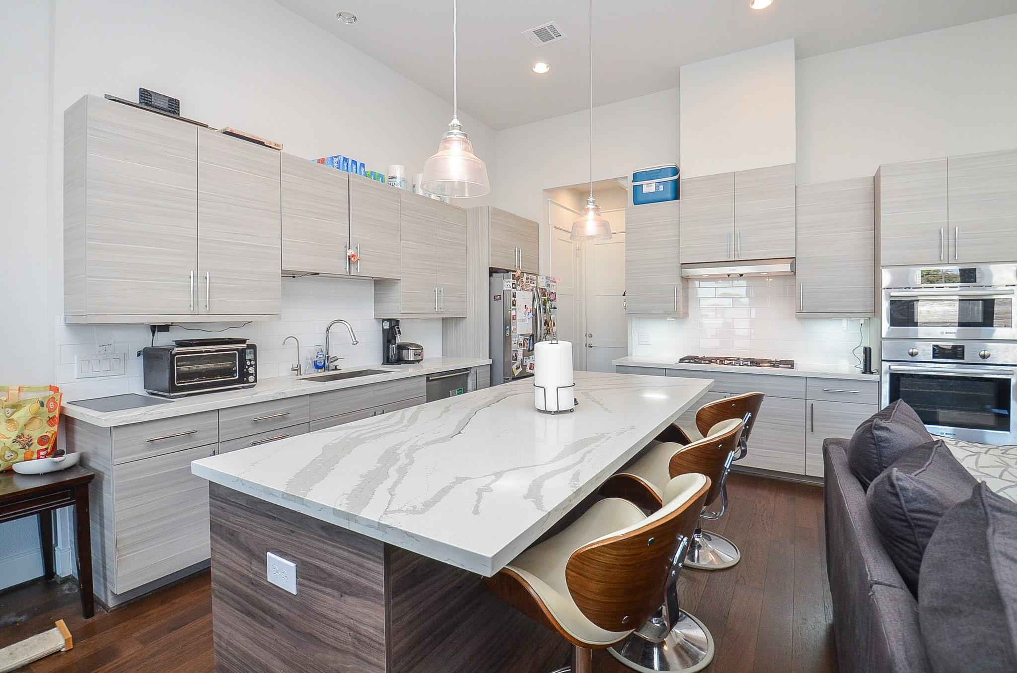 9804 Blissful Prairie Lane