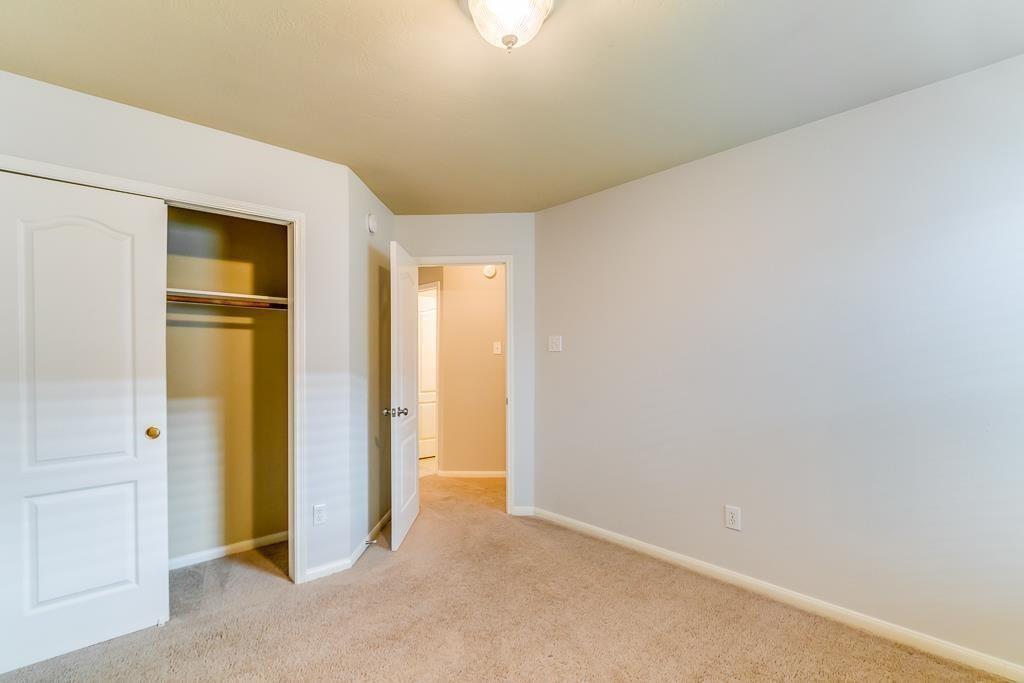 16802 Village View Trail